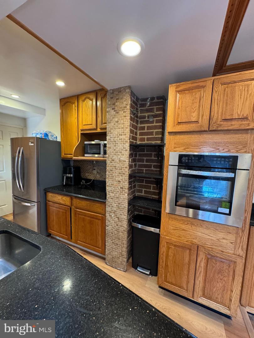 719 FARRAGUT PL NE, WASHINGTON, District Of Columbia 20017, 3 Bedrooms Bedrooms, ,3 BathroomsBathrooms,Residential,For sale,719 FARRAGUT PL NE,DCDC2220174 MLS # DCDC2220174