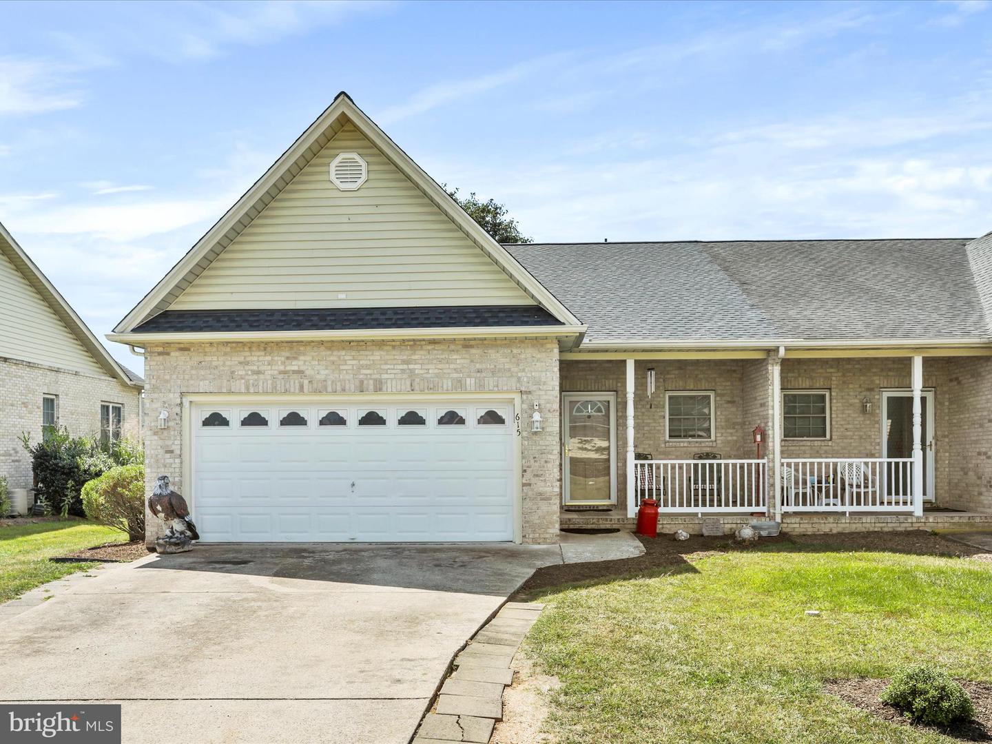 615 ALLEGHENY CIR, WOODSTOCK, Virginia 22664, 2 Bedrooms Bedrooms, ,3 BathroomsBathrooms,Residential,For sale,615 ALLEGHENY CIR,VASH2012426 MLS # VASH2012426 615 ALLEGHENY CIR, WOODSTOCK, Virginia 22664, 2 Bedrooms Bedrooms, ,3 BathroomsBathrooms,Residential,For sale,615 ALLEGHENY CIR,VASH2012426 MLS # VASH2012426