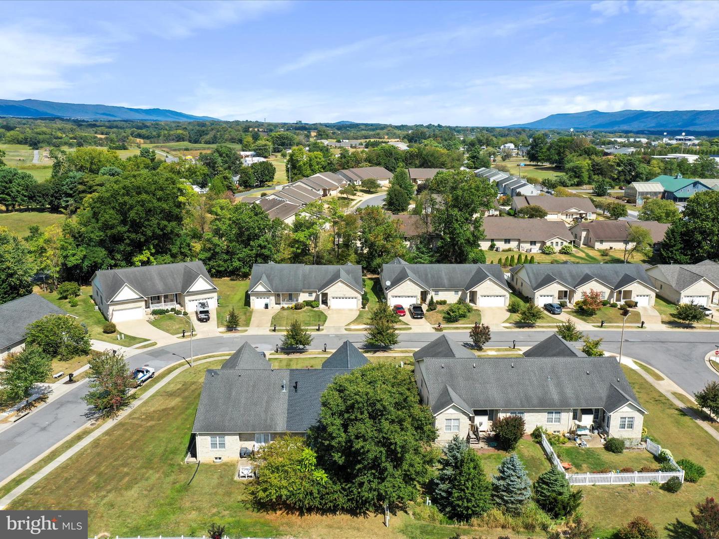 615 ALLEGHENY CIR, WOODSTOCK, Virginia 22664, 2 Bedrooms Bedrooms, ,3 BathroomsBathrooms,Residential,For sale,615 ALLEGHENY CIR,VASH2012426 MLS # VASH2012426 615 ALLEGHENY CIR, WOODSTOCK, Virginia 22664, 2 Bedrooms Bedrooms, ,3 BathroomsBathrooms,Residential,For sale,615 ALLEGHENY CIR,VASH2012426 MLS # VASH2012426