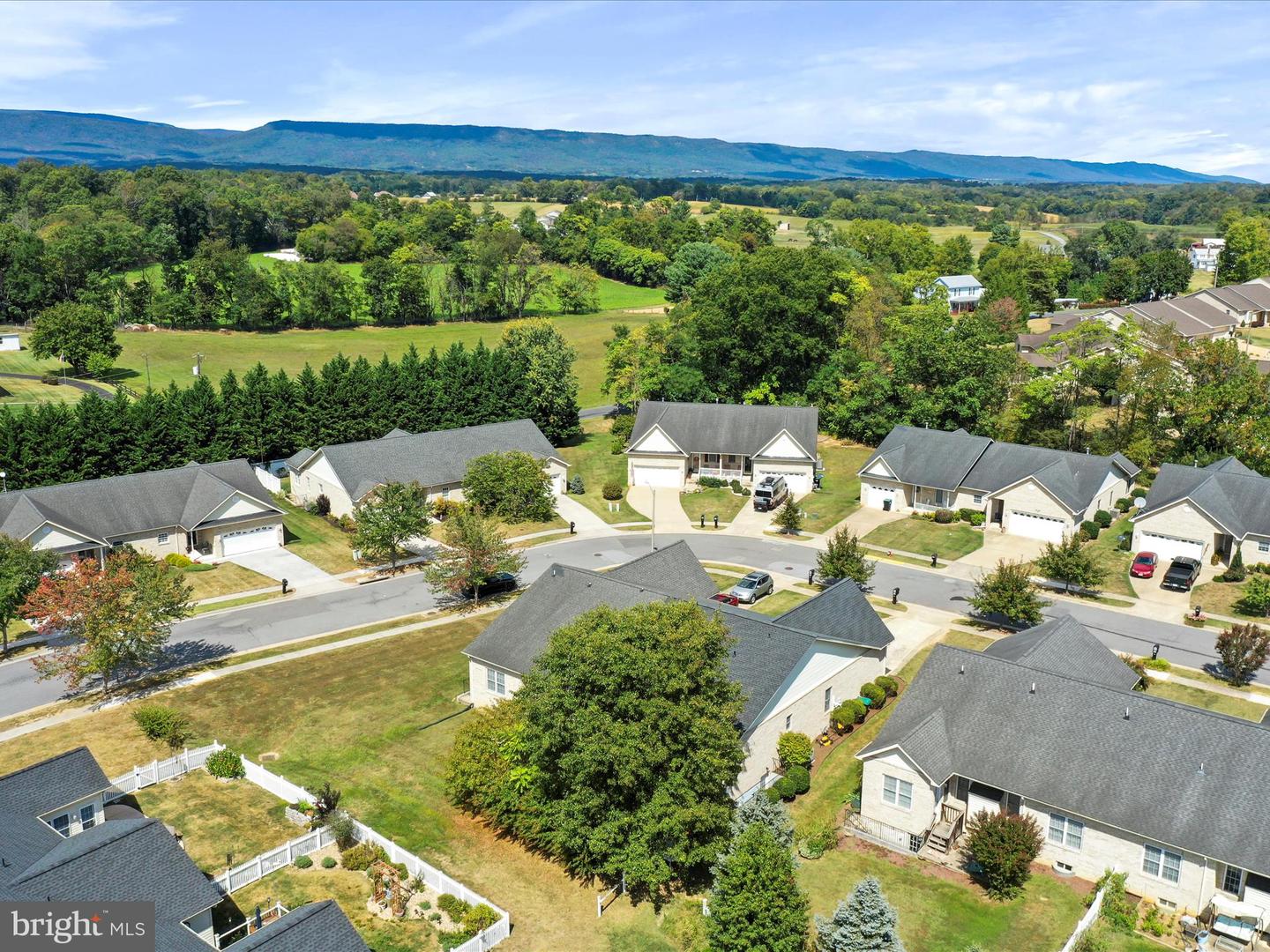 615 ALLEGHENY CIR, WOODSTOCK, Virginia 22664, 2 Bedrooms Bedrooms, ,3 BathroomsBathrooms,Residential,For sale,615 ALLEGHENY CIR,VASH2012426 MLS # VASH2012426 615 ALLEGHENY CIR, WOODSTOCK, Virginia 22664, 2 Bedrooms Bedrooms, ,3 BathroomsBathrooms,Residential,For sale,615 ALLEGHENY CIR,VASH2012426 MLS # VASH2012426