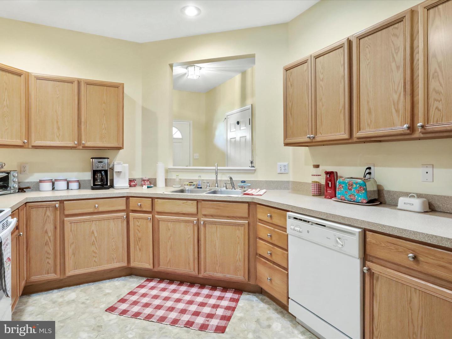 615 ALLEGHENY CIR, WOODSTOCK, Virginia 22664, 2 Bedrooms Bedrooms, ,3 BathroomsBathrooms,Residential,For sale,615 ALLEGHENY CIR,VASH2012426 MLS # VASH2012426 615 ALLEGHENY CIR, WOODSTOCK, Virginia 22664, 2 Bedrooms Bedrooms, ,3 BathroomsBathrooms,Residential,For sale,615 ALLEGHENY CIR,VASH2012426 MLS # VASH2012426