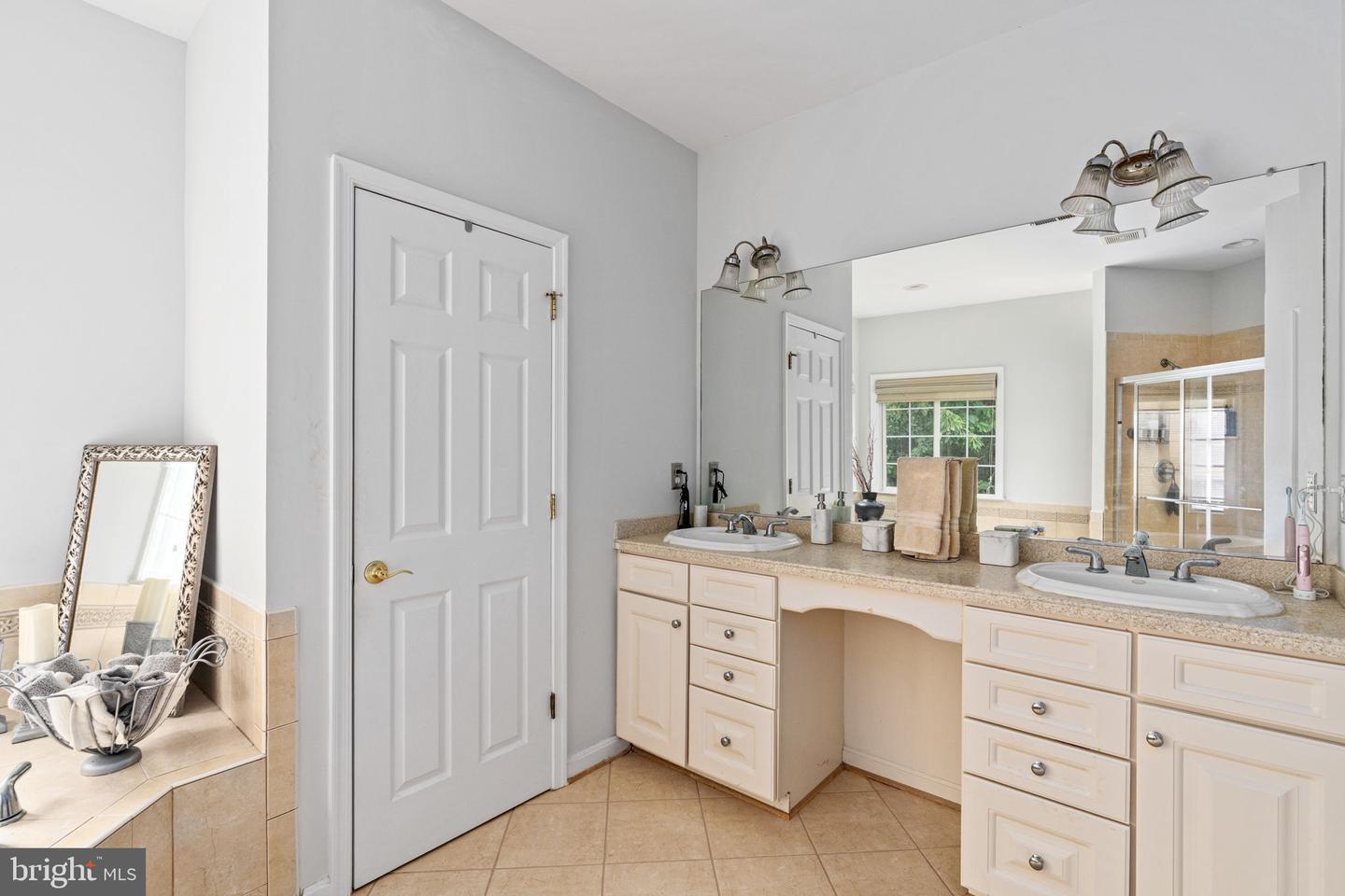 26 NEABSCO DR, FREDERICKSBURG, Virginia 22405, 6 Bedrooms Bedrooms, ,4 BathroomsBathrooms,Residential,For sale,26 NEABSCO DR,VAST2042510 MLS # VAST2042510 26 NEABSCO DR, FREDERICKSBURG, Virginia 22405, 6 Bedrooms Bedrooms, ,4 BathroomsBathrooms,Residential,For sale,26 NEABSCO DR,VAST2042510 MLS # VAST2042510