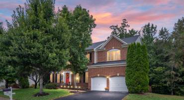 26 NEABSCO DR, FREDERICKSBURG, Virginia 22405, 5 Bedrooms Bedrooms, ,4 BathroomsBathrooms,Residential,For sale,26 NEABSCO DR,VAST2042510 MLS # VAST2042510