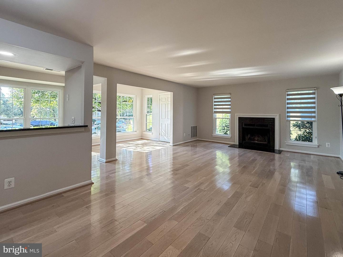 4501 HAZELTINE CT #A, ALEXANDRIA, Virginia 22312, 1 Bedroom Bedrooms, ,1 BathroomBathrooms,Residential,For sale,4501 HAZELTINE CT #A,VAFX2265870 MLS # VAFX2265870