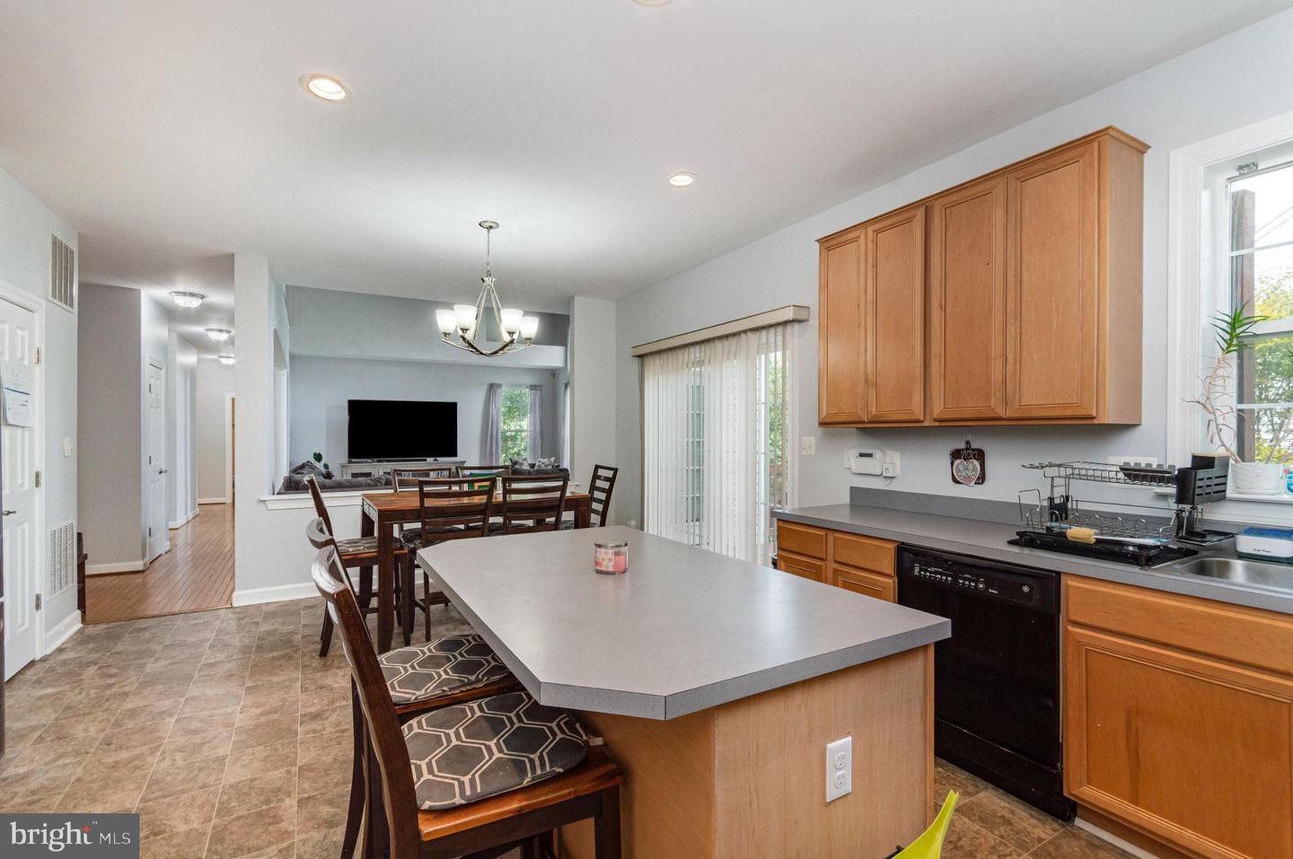 6001 HARNSBERGER BARN CT, MANASSAS, Virginia 20112, 4 Bedrooms Bedrooms, ,3 BathroomsBathrooms,Residential,For sale,6001 HARNSBERGER BARN CT,VAPW2103840 MLS # VAPW2103840