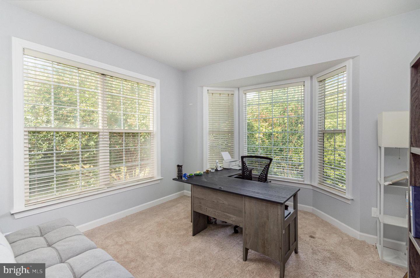 6001 HARNSBERGER BARN CT, MANASSAS, Virginia 20112, 4 Bedrooms Bedrooms, ,3 BathroomsBathrooms,Residential,For sale,6001 HARNSBERGER BARN CT,VAPW2103840 MLS # VAPW2103840