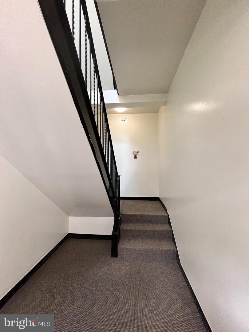 3810 V ST SE #301, WASHINGTON, District Of Columbia 20020, 1 Bedroom Bedrooms, ,1 BathroomBathrooms,Residential,For sale,3810 V ST SE #301,DCDC2222398 MLS # DCDC2222398