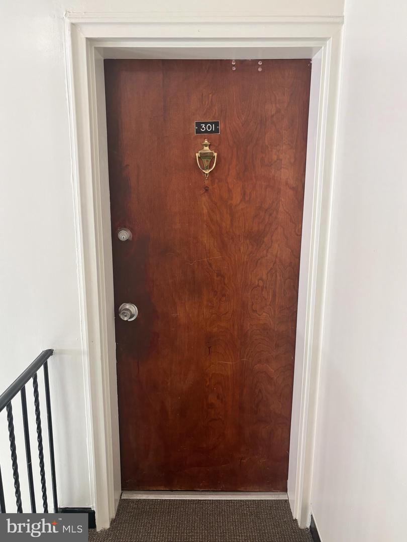 3810 V ST SE #301, WASHINGTON, District Of Columbia 20020, 1 Bedroom Bedrooms, ,1 BathroomBathrooms,Residential,For sale,3810 V ST SE #301,DCDC2222398 MLS # DCDC2222398