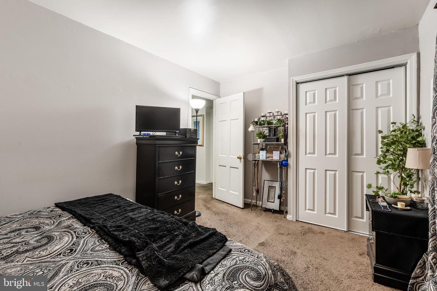 3814 V ST SE #101, WASHINGTON, District Of Columbia 20020, 2 Bedrooms Bedrooms, 3 Rooms Rooms,1 BathroomBathrooms,Residential,For sale,3814 V ST SE #101,DCDC2222436 MLS # DCDC2222436