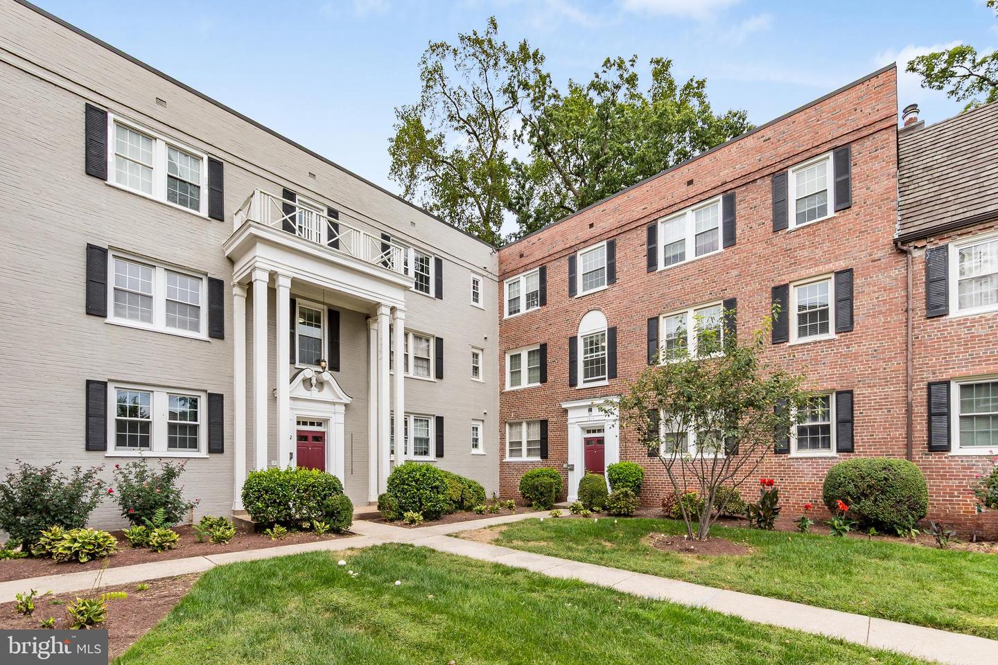 3814 V ST SE #101, WASHINGTON, District Of Columbia 20020, 2 Bedrooms Bedrooms, 3 Rooms Rooms,1 BathroomBathrooms,Residential,For sale,3814 V ST SE #101,DCDC2222436 MLS # DCDC2222436