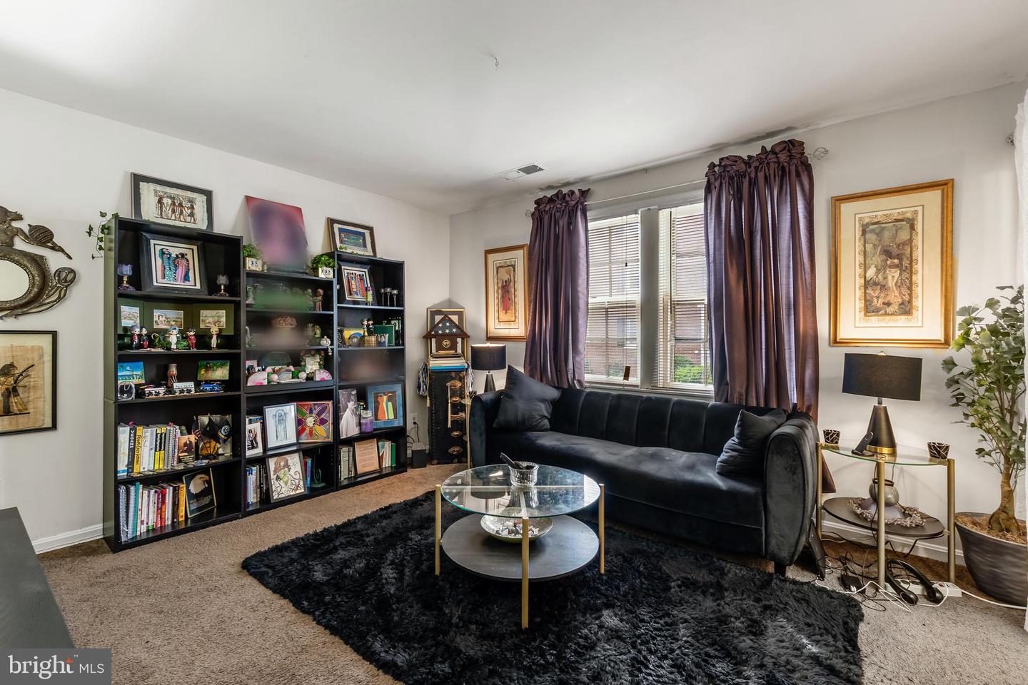 3814 V ST SE #101, WASHINGTON, District Of Columbia 20020, 2 Bedrooms Bedrooms, 3 Rooms Rooms,1 BathroomBathrooms,Residential,For sale,3814 V ST SE #101,DCDC2222436 MLS # DCDC2222436