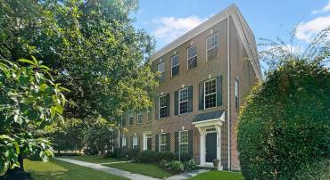 15852 MACKENZIE MANOR DR, HAYMARKET, Virginia 20169, 3 Bedrooms Bedrooms, 12 Rooms Rooms,2 BathroomsBathrooms,Residential,For sale,15852 MACKENZIE MANOR DR,VAPW2104078 MLS # VAPW2104078