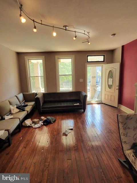 16 BRYANT ST NE, WASHINGTON, District Of Columbia 20002, 4 Bedrooms Bedrooms, ,3 BathroomsBathrooms,Residential,For sale,16 BRYANT ST NE,DCDC2222708 MLS # DCDC2222708