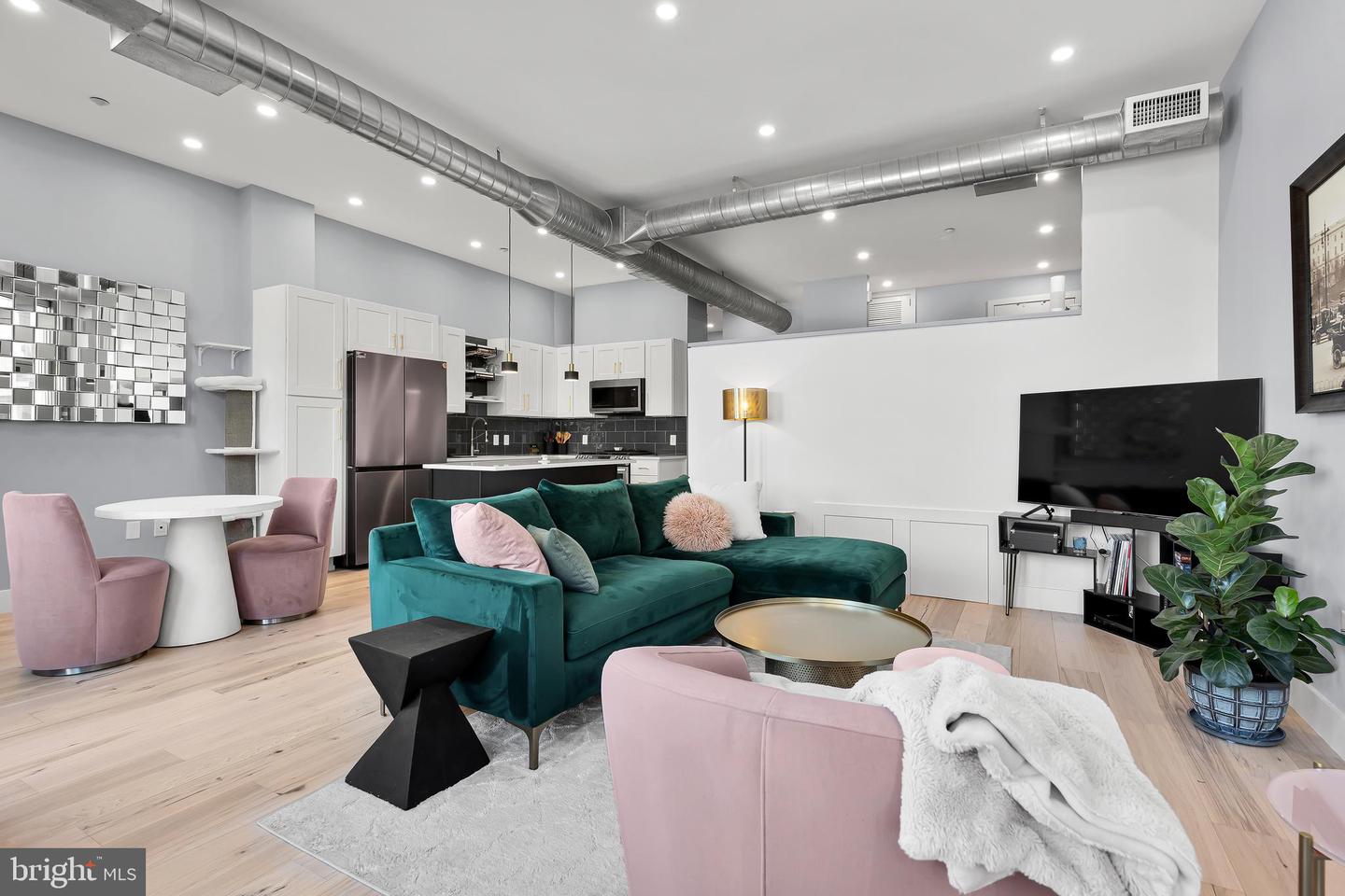 1390 V ST NW #303, WASHINGTON, District Of Columbia 20009, 1 Bedroom Bedrooms, ,1 BathroomBathrooms,Residential,For sale,1390 V ST NW #303,DCDC2190358 MLS # DCDC2190358 1390 V ST NW #303, WASHINGTON, District Of Columbia 20009, 1 Bedroom Bedrooms, ,1 BathroomBathrooms,Residential,For sale,1390 V ST NW #303,DCDC2190358 MLS # DCDC2190358