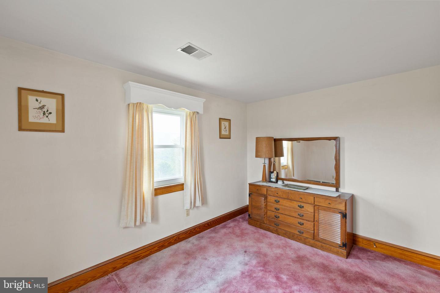 2725 CARPERS PIKE, GORE, Virginia 22637, 3 Bedrooms Bedrooms, ,2 BathroomsBathrooms,Residential,For sale,2725 CARPERS PIKE,VAFV2034372 MLS # VAFV2034372