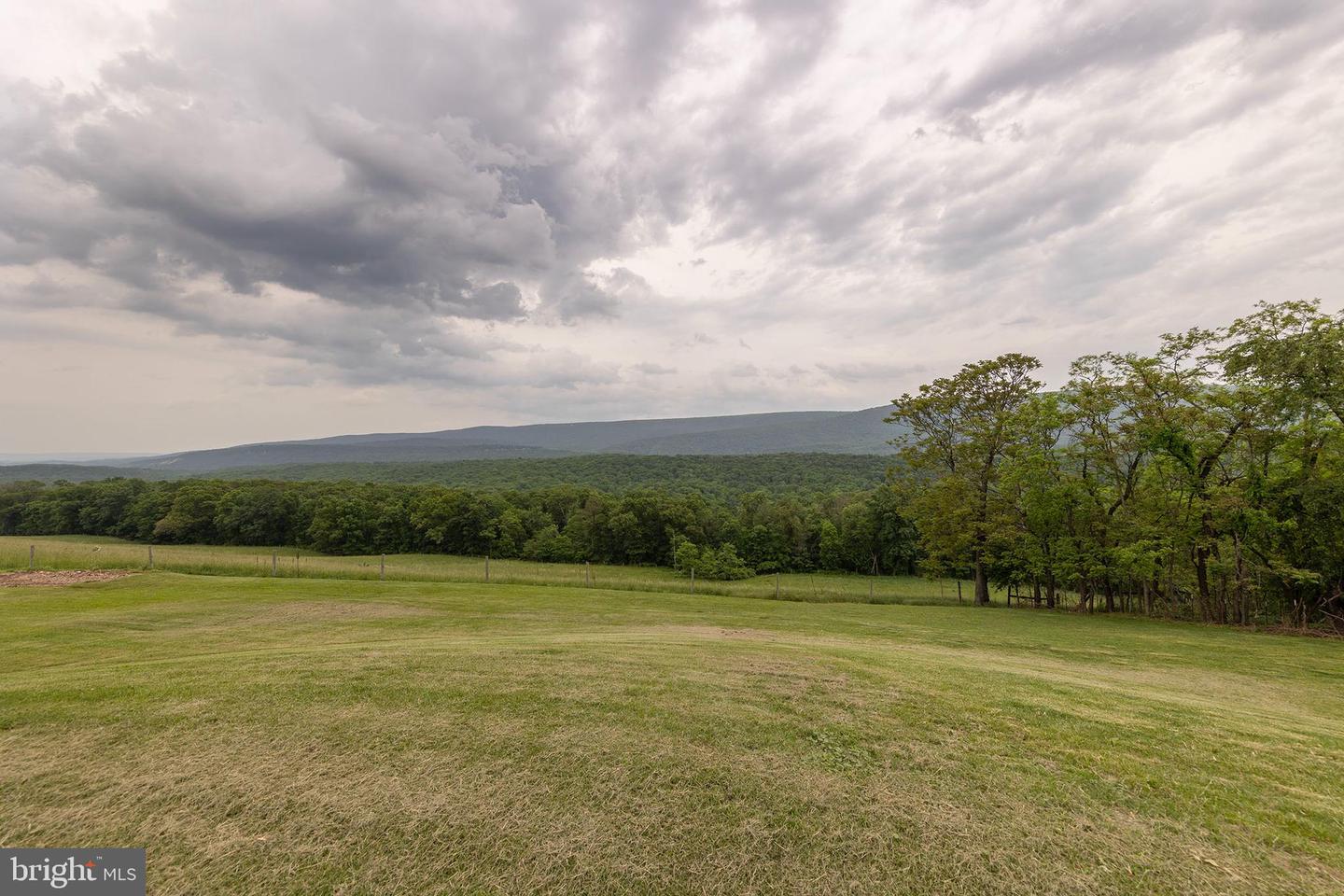 2725 CARPERS PIKE, GORE, Virginia 22637, 3 Bedrooms Bedrooms, ,2 BathroomsBathrooms,Residential,For sale,2725 CARPERS PIKE,VAFV2034372 MLS # VAFV2034372