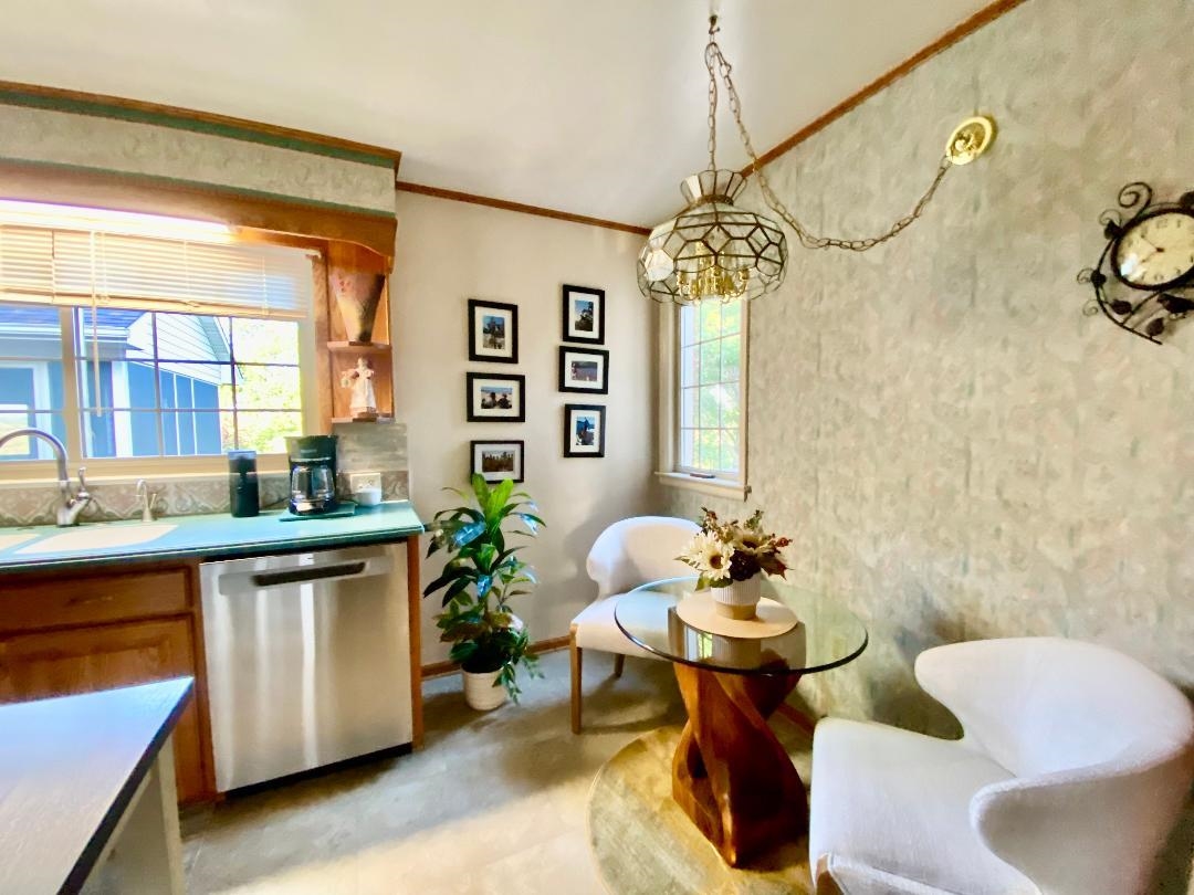 2769 AIRPORT RD, BRIDGEWATER, Virginia 22812, 4 Bedrooms Bedrooms, ,3 BathroomsBathrooms,Residential,2769 AIRPORT RD,669076 MLS # 669076