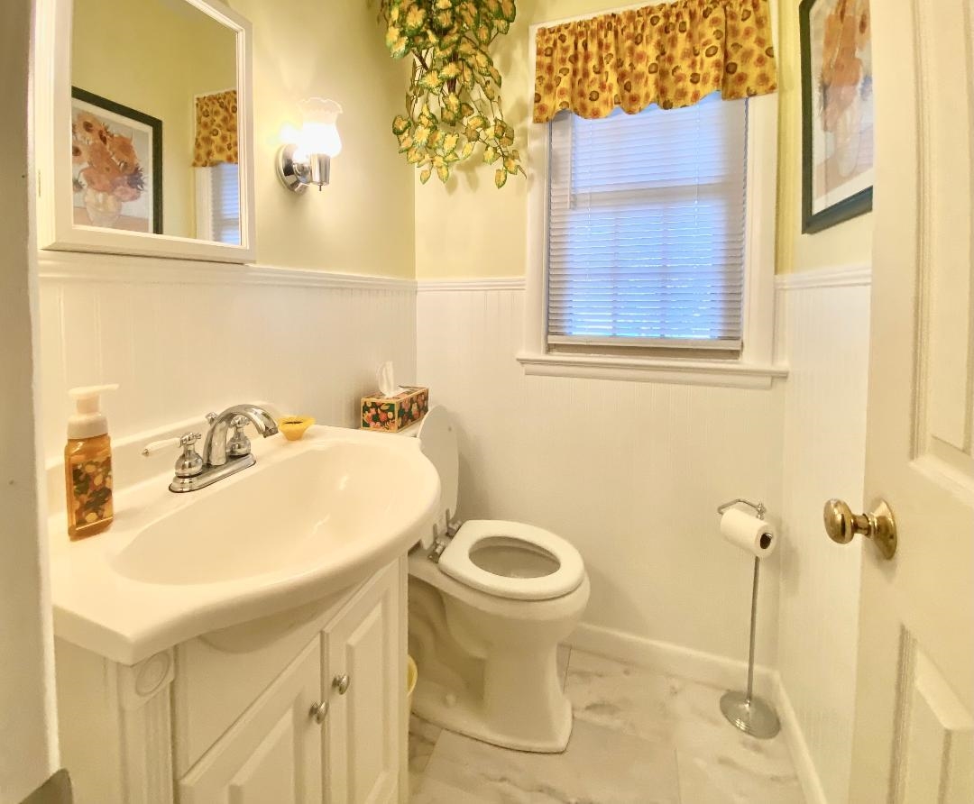 2769 AIRPORT RD, BRIDGEWATER, Virginia 22812, 4 Bedrooms Bedrooms, ,3 BathroomsBathrooms,Residential,2769 AIRPORT RD,669076 MLS # 669076