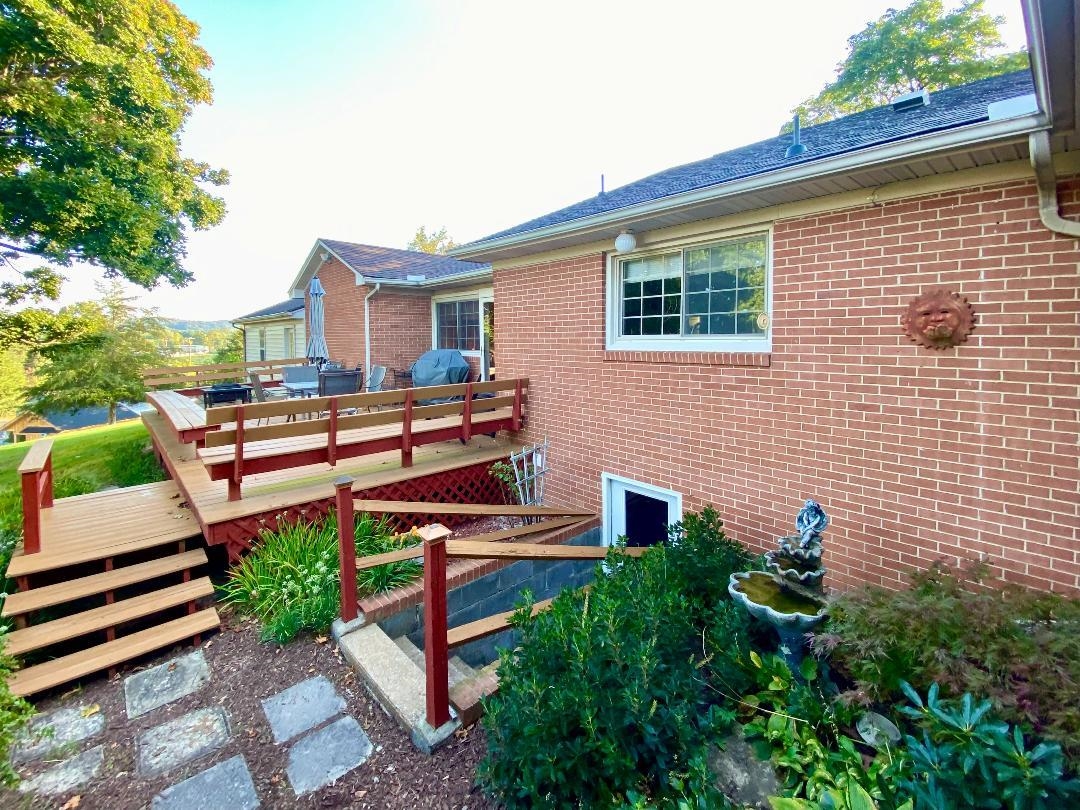 2769 AIRPORT RD, BRIDGEWATER, Virginia 22812, 4 Bedrooms Bedrooms, ,3 BathroomsBathrooms,Residential,2769 AIRPORT RD,669076 MLS # 669076