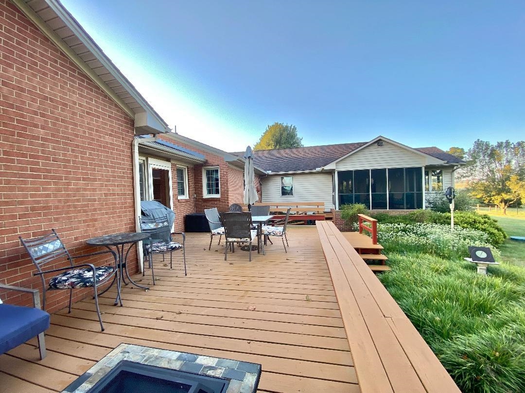 2769 AIRPORT RD, BRIDGEWATER, Virginia 22812, 4 Bedrooms Bedrooms, ,3 BathroomsBathrooms,Residential,2769 AIRPORT RD,669076 MLS # 669076