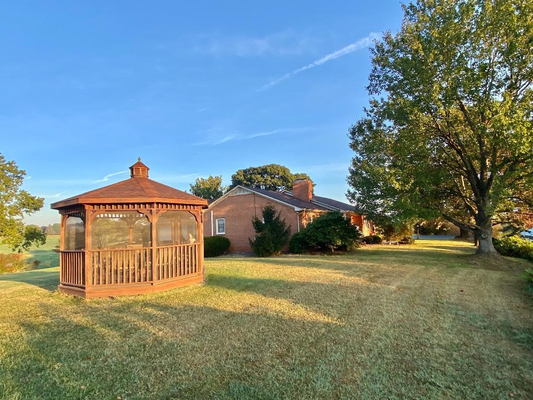 2769 AIRPORT RD, BRIDGEWATER, Virginia 22812, 4 Bedrooms Bedrooms, ,3 BathroomsBathrooms,Residential,2769 AIRPORT RD,669076 MLS # 669076