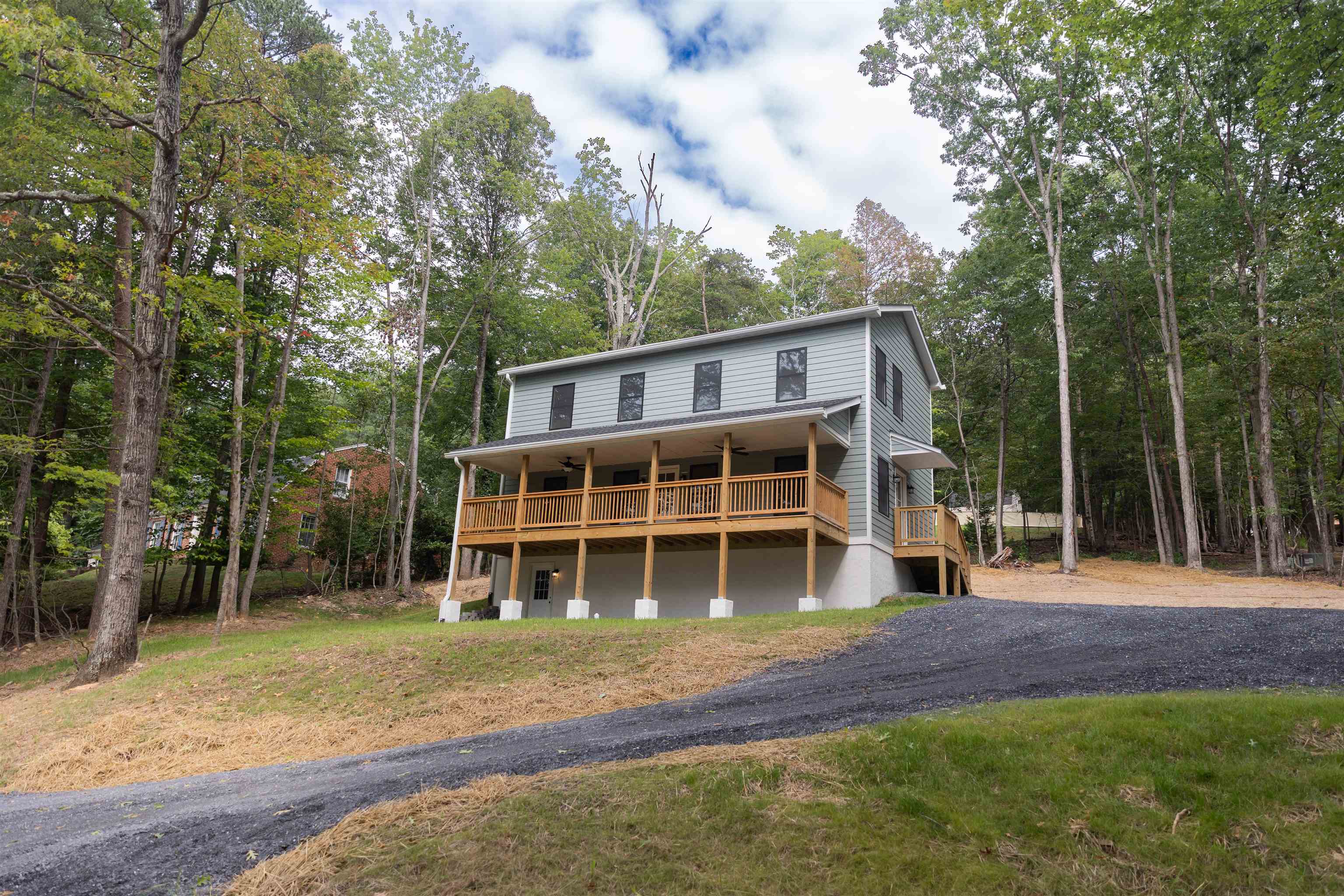 2444 LAUREL AVE, BUENA VISTA, Virginia 24416, 4 Bedrooms Bedrooms, ,2 BathroomsBathrooms,Residential,2444 LAUREL AVE,669081 MLS # 669081