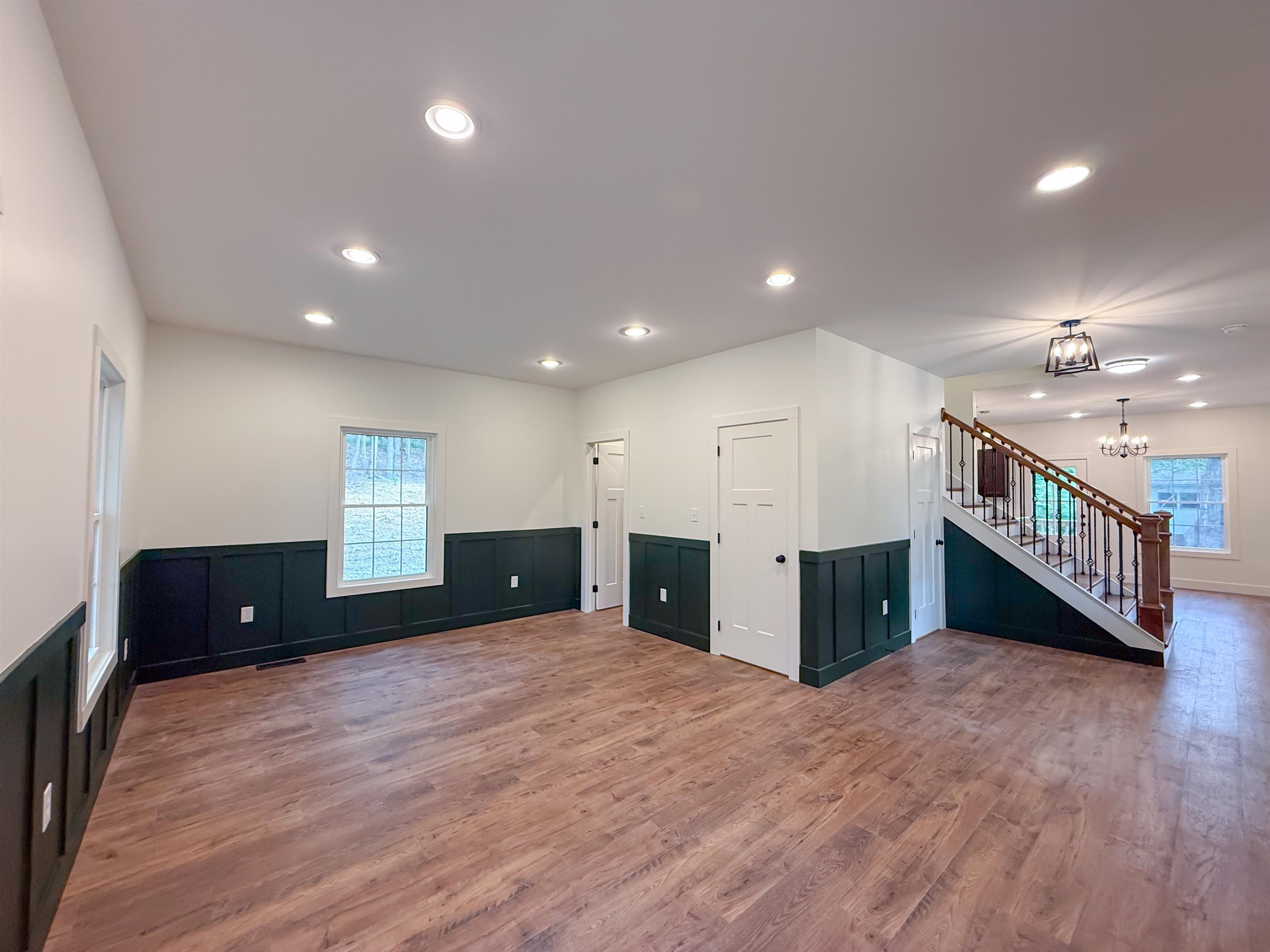 2444 LAUREL AVE, BUENA VISTA, Virginia 24416, 4 Bedrooms Bedrooms, ,2 BathroomsBathrooms,Residential,2444 LAUREL AVE,669081 MLS # 669081