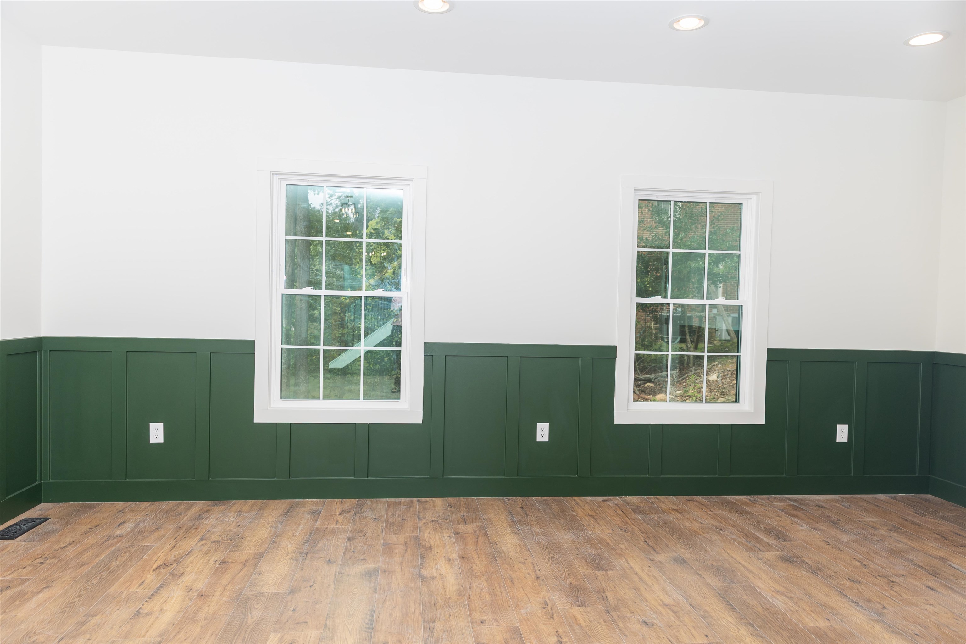 2444 LAUREL AVE, BUENA VISTA, Virginia 24416, 4 Bedrooms Bedrooms, ,2 BathroomsBathrooms,Residential,2444 LAUREL AVE,669081 MLS # 669081