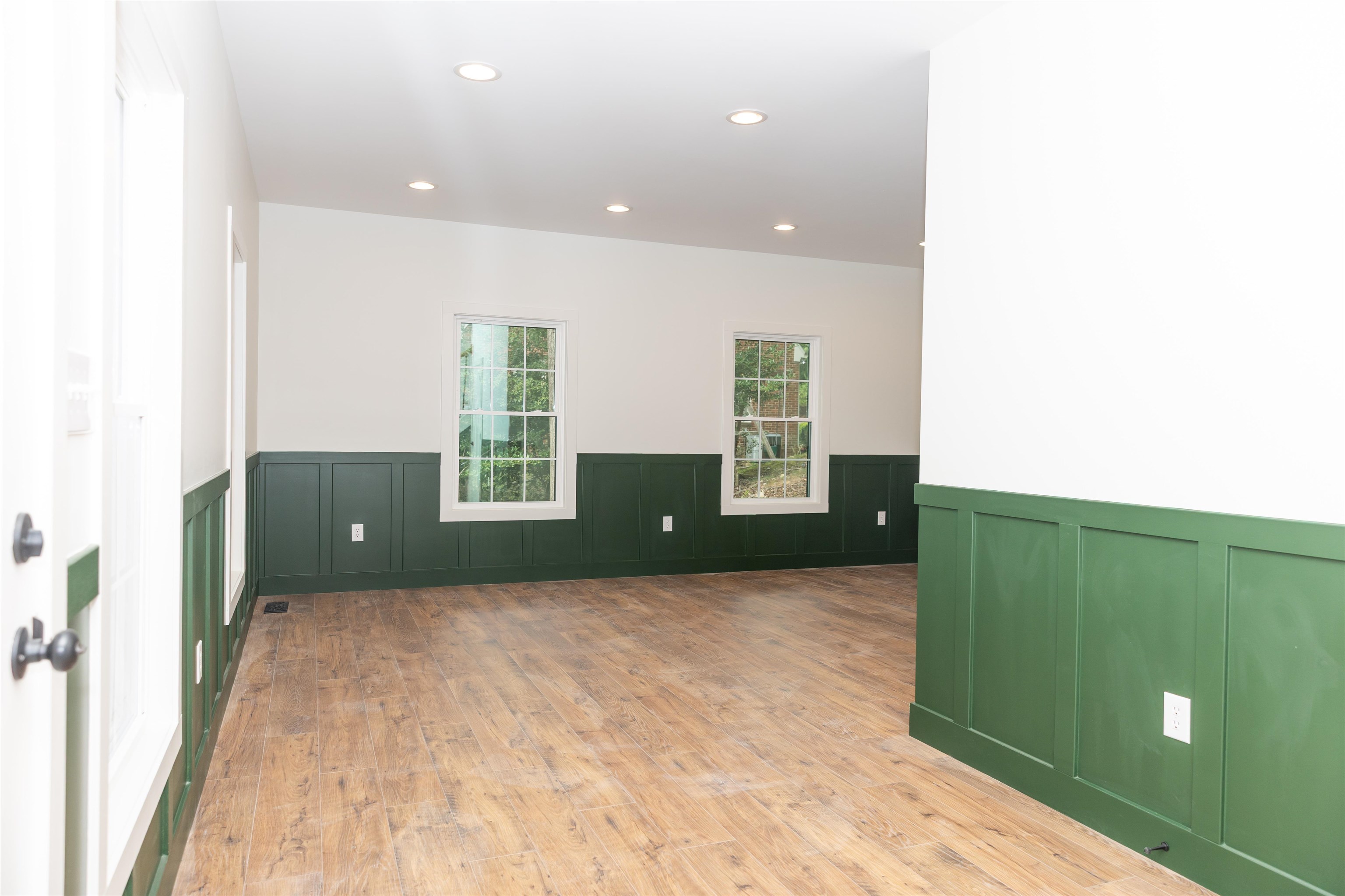 2444 LAUREL AVE, BUENA VISTA, Virginia 24416, 4 Bedrooms Bedrooms, ,2 BathroomsBathrooms,Residential,2444 LAUREL AVE,669081 MLS # 669081