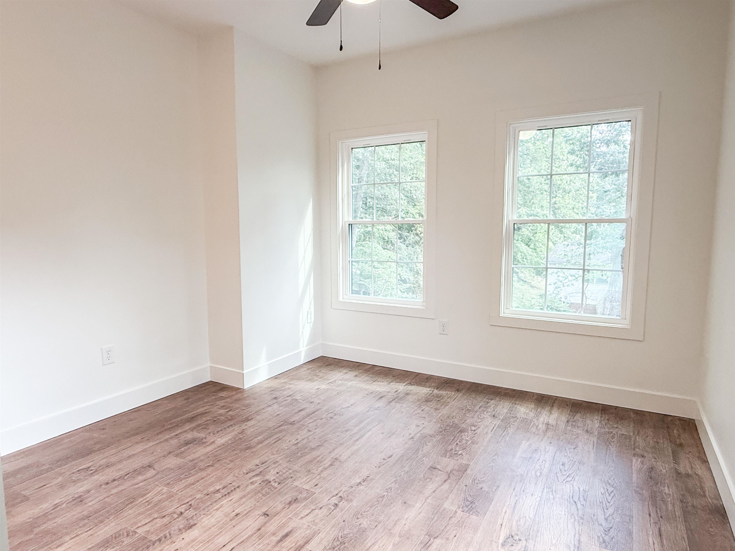 2444 LAUREL AVE, BUENA VISTA, Virginia 24416, 4 Bedrooms Bedrooms, ,2 BathroomsBathrooms,Residential,2444 LAUREL AVE,669081 MLS # 669081