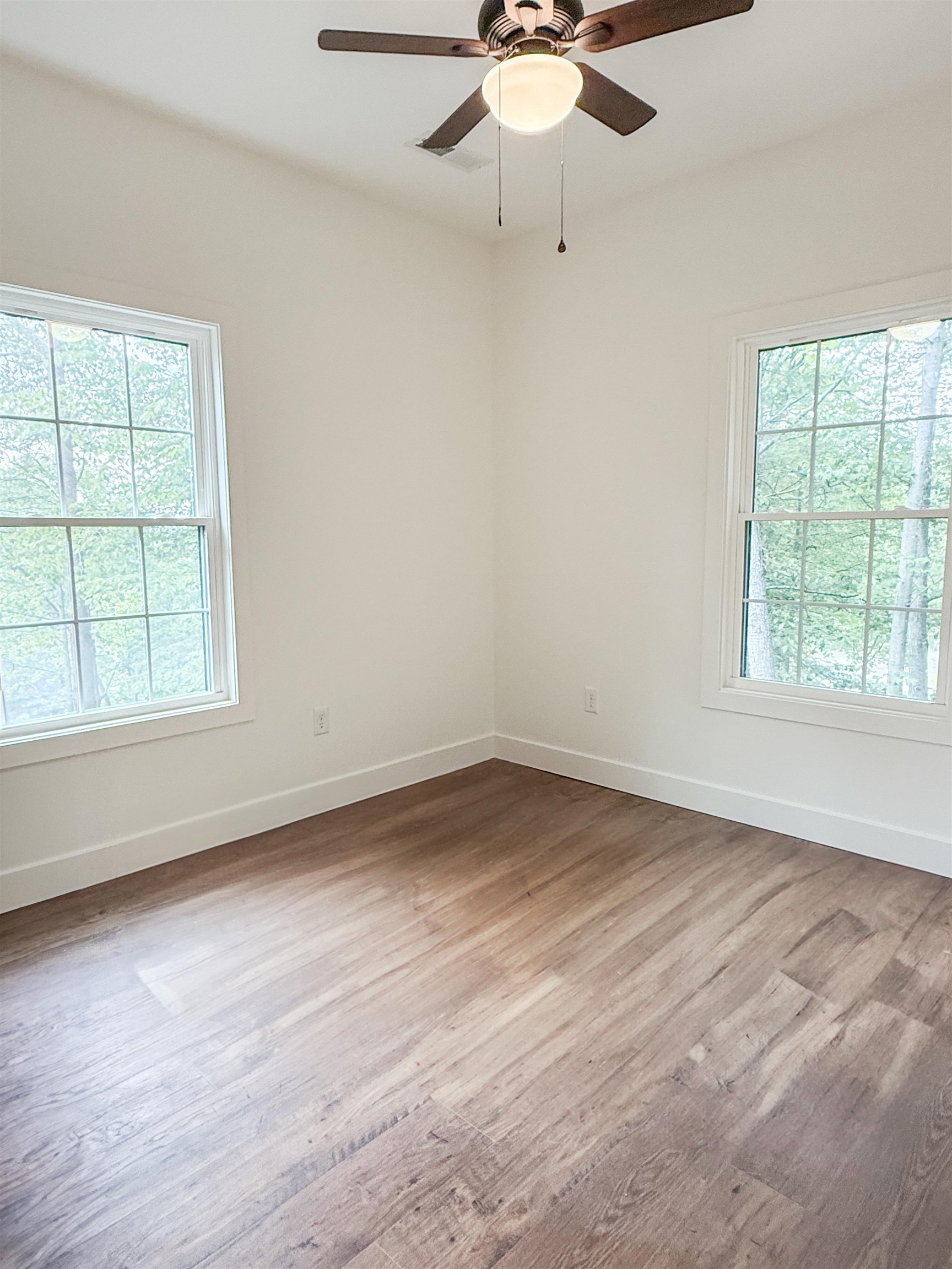 2444 LAUREL AVE, BUENA VISTA, Virginia 24416, 4 Bedrooms Bedrooms, ,2 BathroomsBathrooms,Residential,2444 LAUREL AVE,669081 MLS # 669081