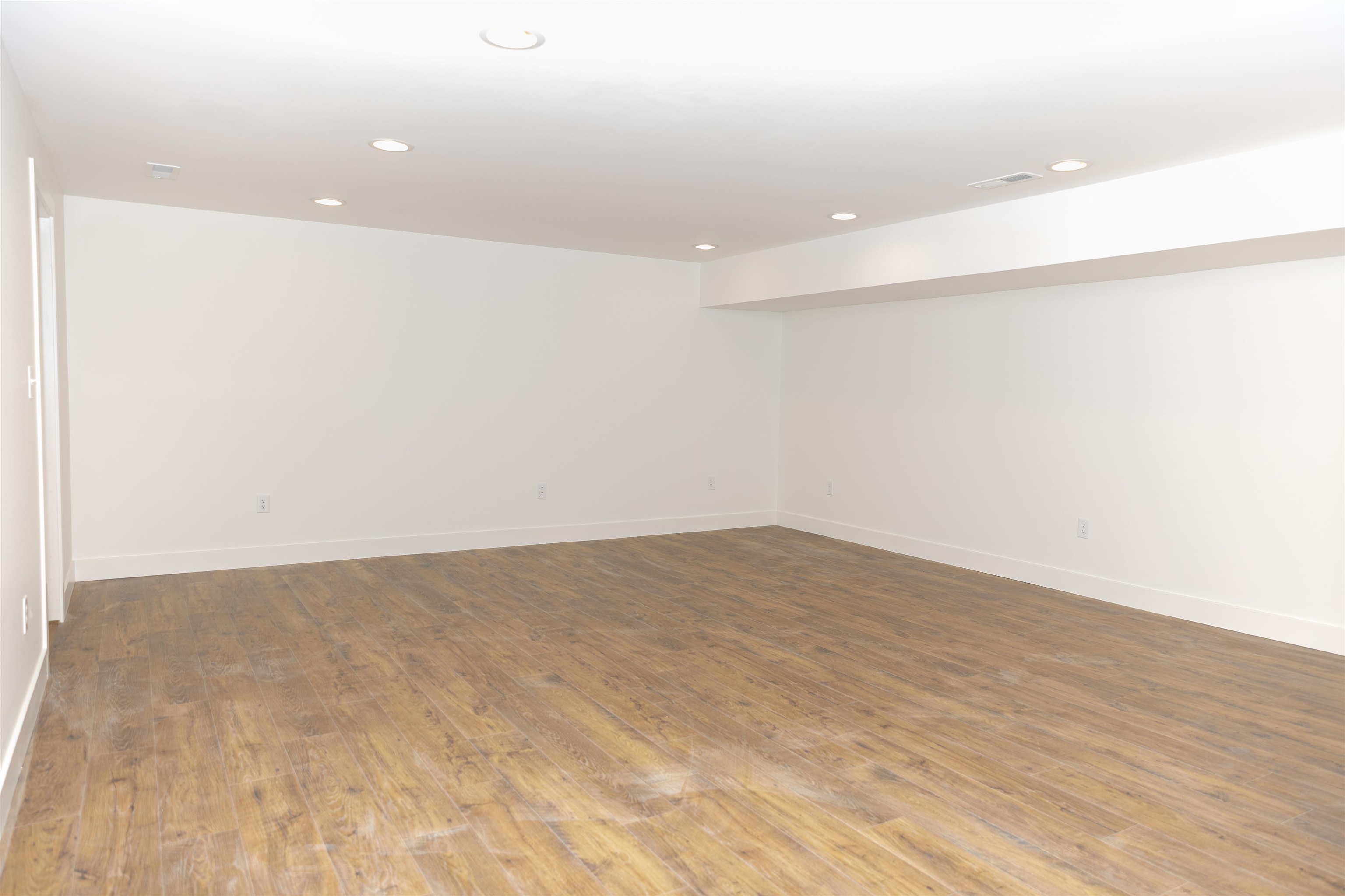 2444 LAUREL AVE, BUENA VISTA, Virginia 24416, 4 Bedrooms Bedrooms, ,2 BathroomsBathrooms,Residential,2444 LAUREL AVE,669081 MLS # 669081