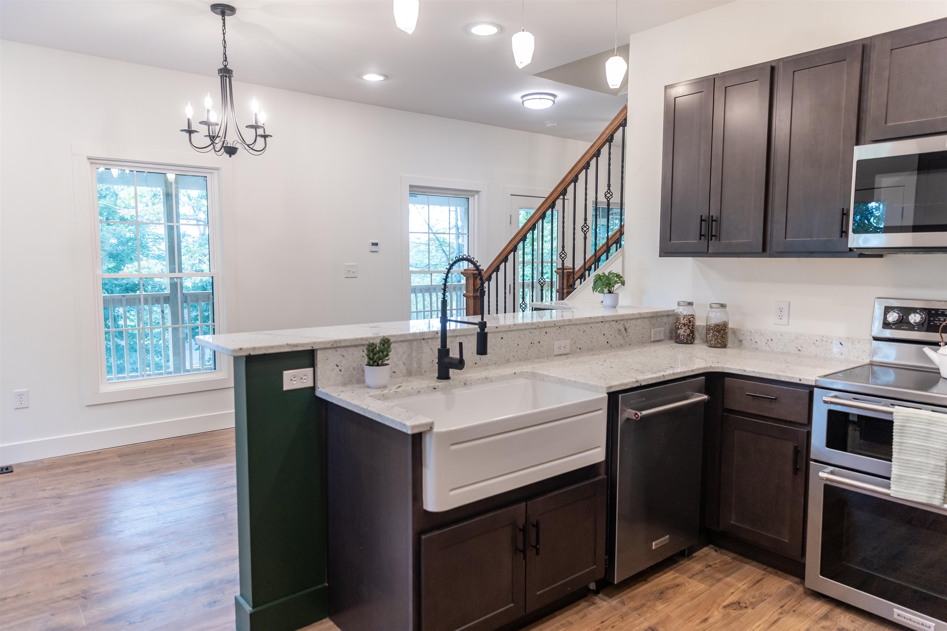 2444 LAUREL AVE, BUENA VISTA, Virginia 24416, 4 Bedrooms Bedrooms, ,2 BathroomsBathrooms,Residential,2444 LAUREL AVE,669081 MLS # 669081