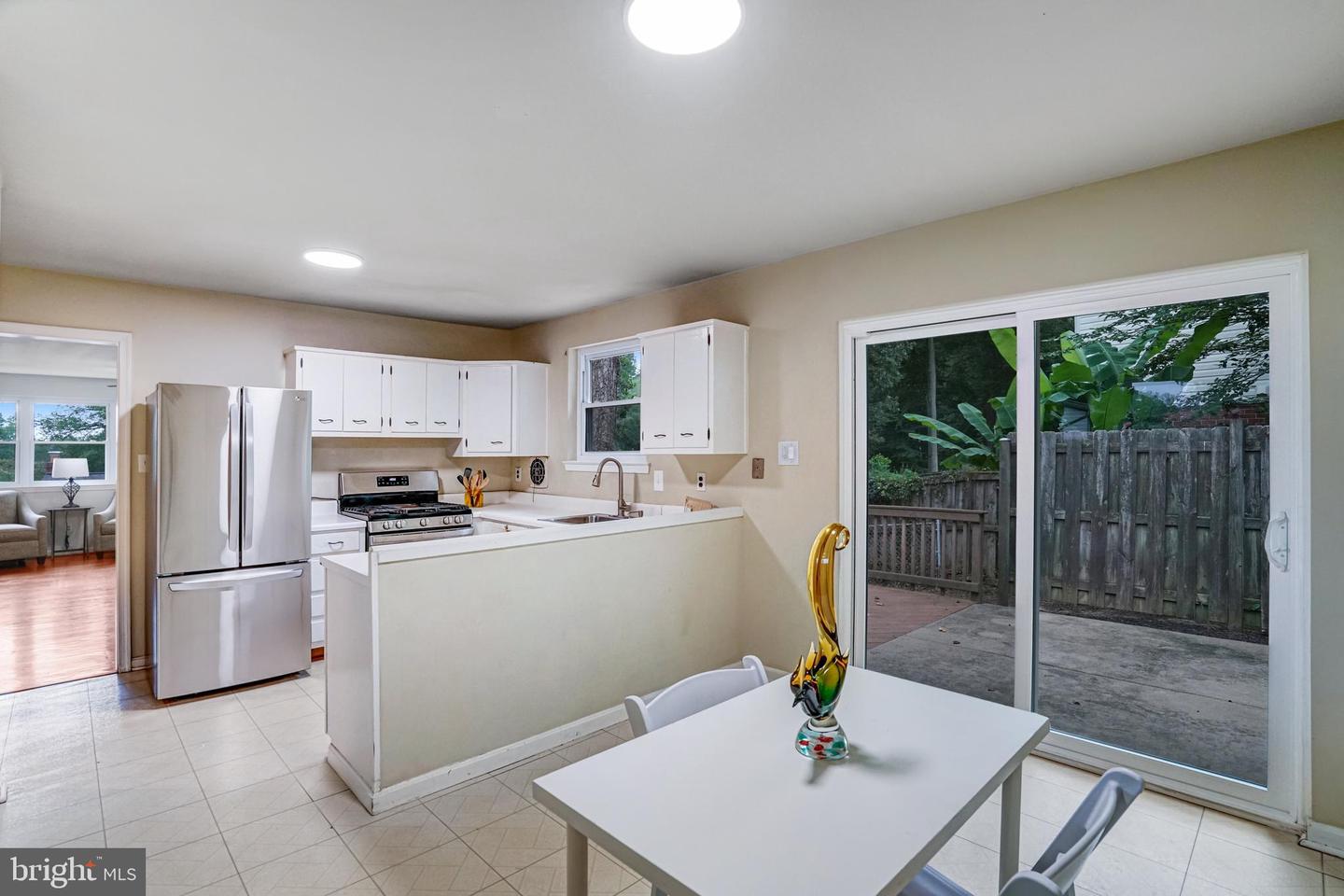 8909 VICTORIA RD, SPRINGFIELD, Virginia 22151, 4 Bedrooms Bedrooms, ,3 BathroomsBathrooms,Residential,For sale,8909 VICTORIA RD,VAFX2260592 MLS # VAFX2260592