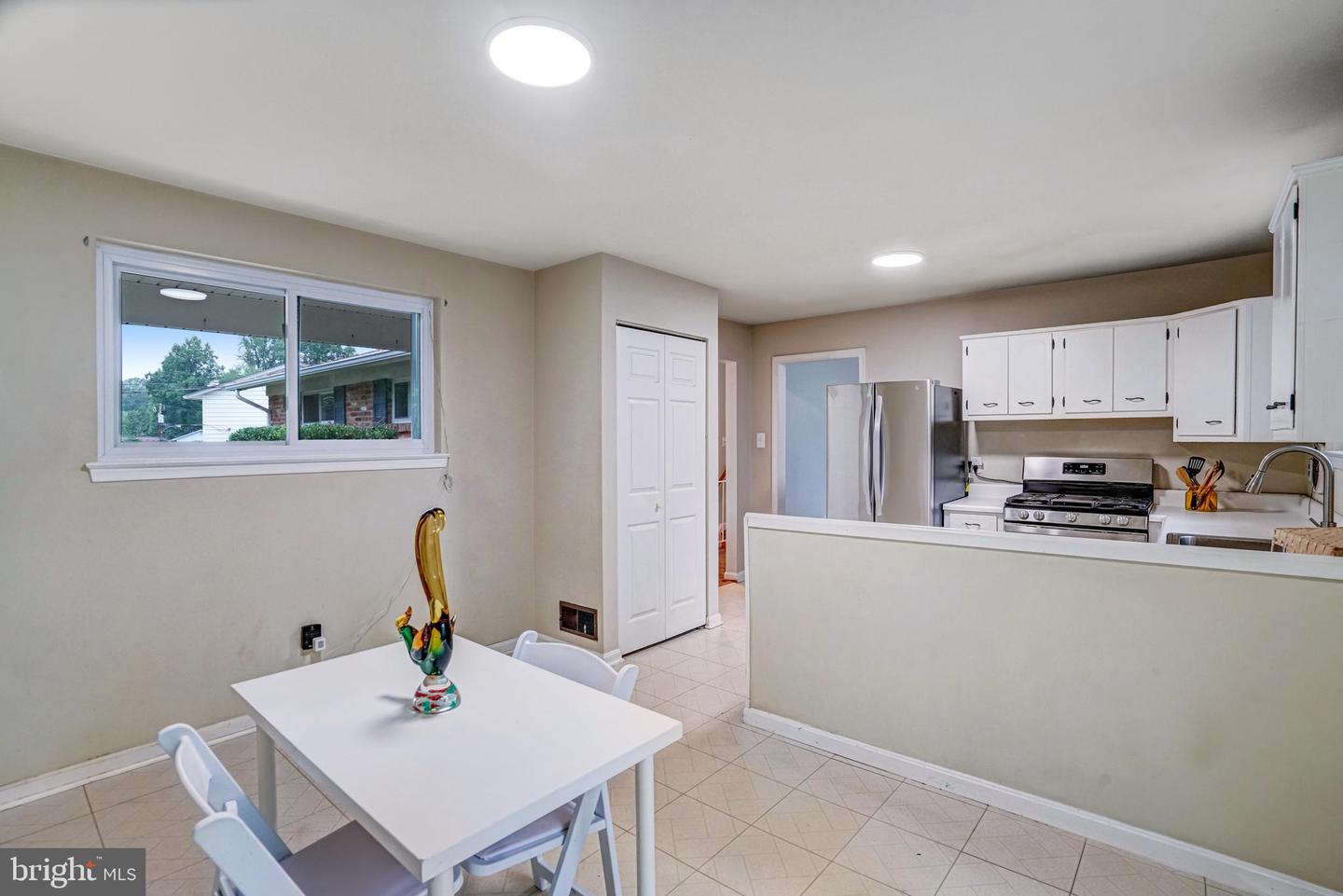 8909 VICTORIA RD, SPRINGFIELD, Virginia 22151, 4 Bedrooms Bedrooms, ,3 BathroomsBathrooms,Residential,For sale,8909 VICTORIA RD,VAFX2260592 MLS # VAFX2260592