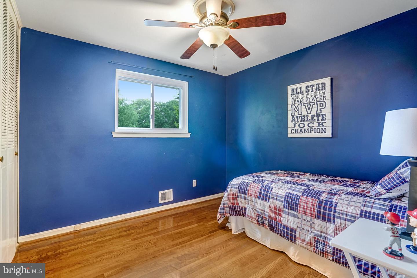 8909 VICTORIA RD, SPRINGFIELD, Virginia 22151, 4 Bedrooms Bedrooms, ,3 BathroomsBathrooms,Residential,For sale,8909 VICTORIA RD,VAFX2260592 MLS # VAFX2260592