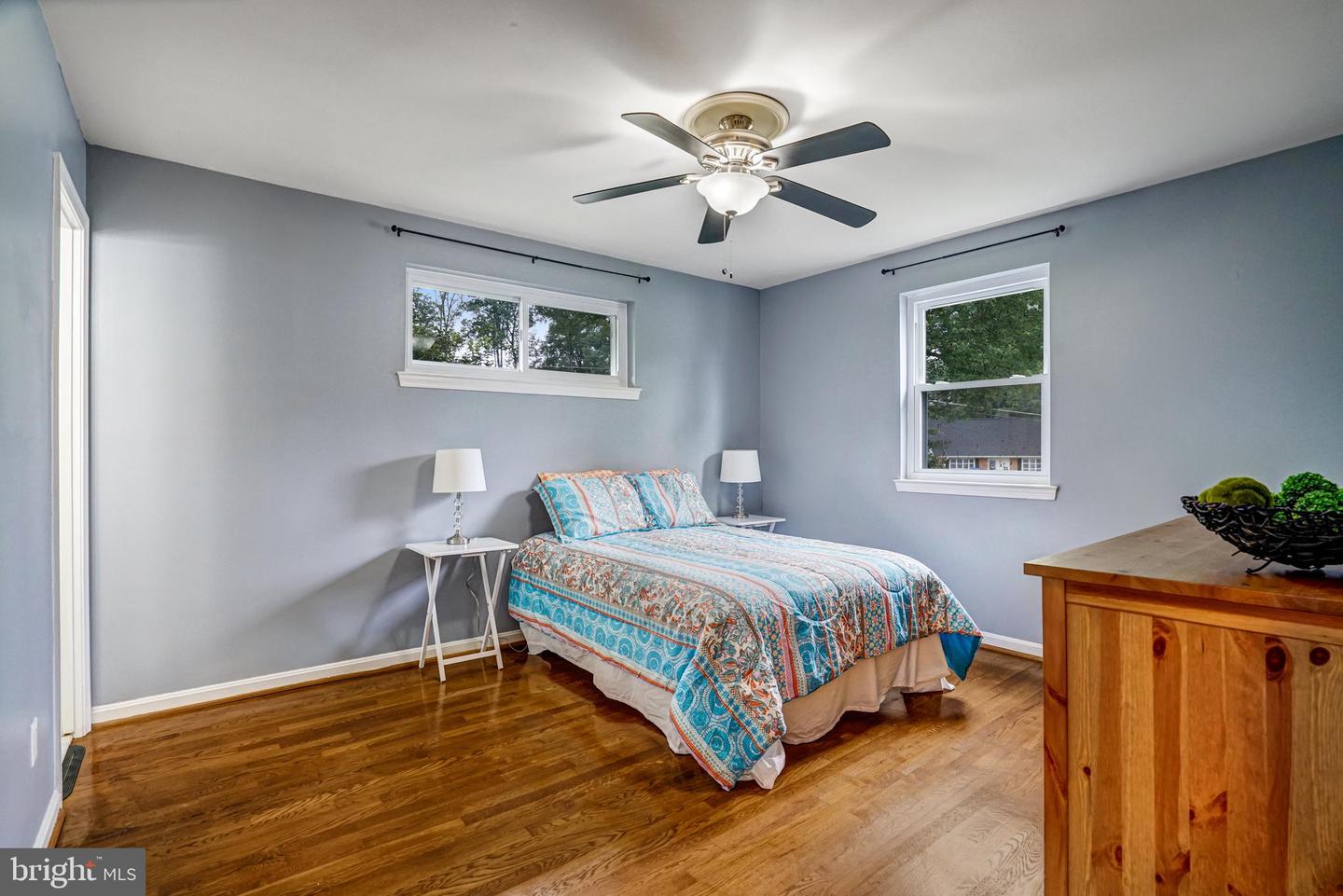 8909 VICTORIA RD, SPRINGFIELD, Virginia 22151, 4 Bedrooms Bedrooms, ,3 BathroomsBathrooms,Residential,For sale,8909 VICTORIA RD,VAFX2260592 MLS # VAFX2260592