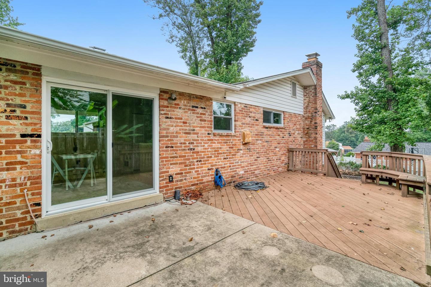 8909 VICTORIA RD, SPRINGFIELD, Virginia 22151, 4 Bedrooms Bedrooms, ,3 BathroomsBathrooms,Residential,For sale,8909 VICTORIA RD,VAFX2260592 MLS # VAFX2260592