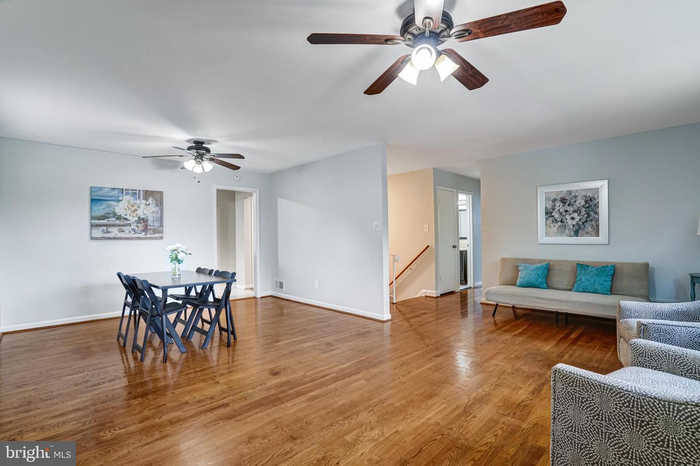 8909 VICTORIA RD, SPRINGFIELD, Virginia 22151, 4 Bedrooms Bedrooms, ,3 BathroomsBathrooms,Residential,For sale,8909 VICTORIA RD,VAFX2260592 MLS # VAFX2260592