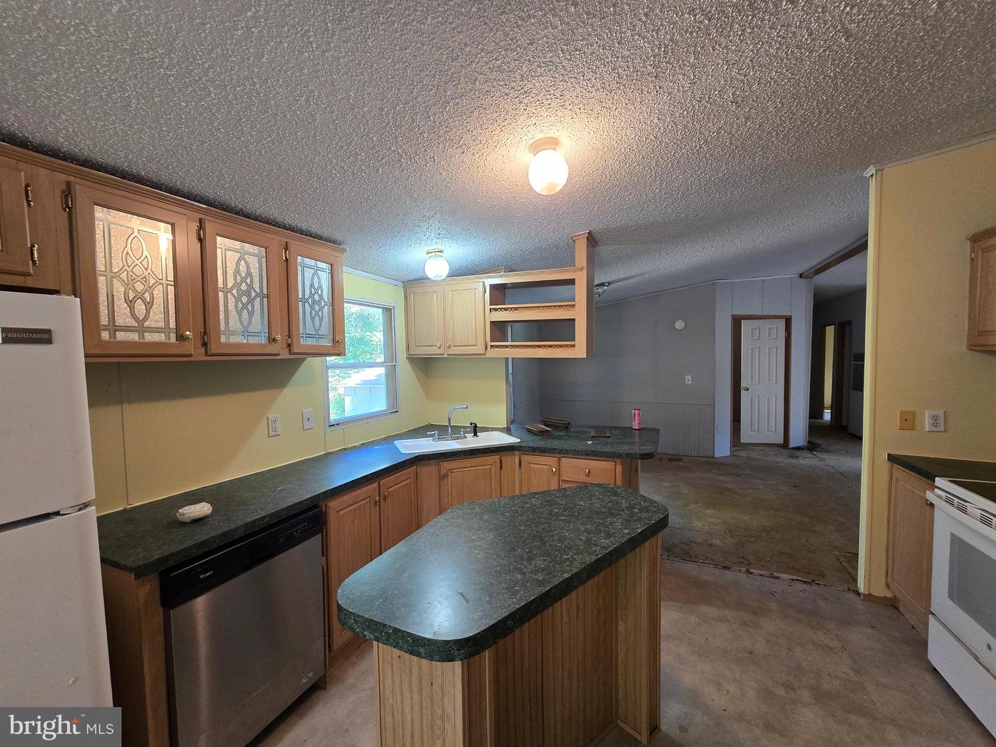 19373 MONROEVILLE RD, RUTHER GLEN, Virginia 22546, 3 Bedrooms Bedrooms, ,2 BathroomsBathrooms,Residential,For sale,19373 MONROEVILLE RD,VACV2008842 MLS # VACV2008842