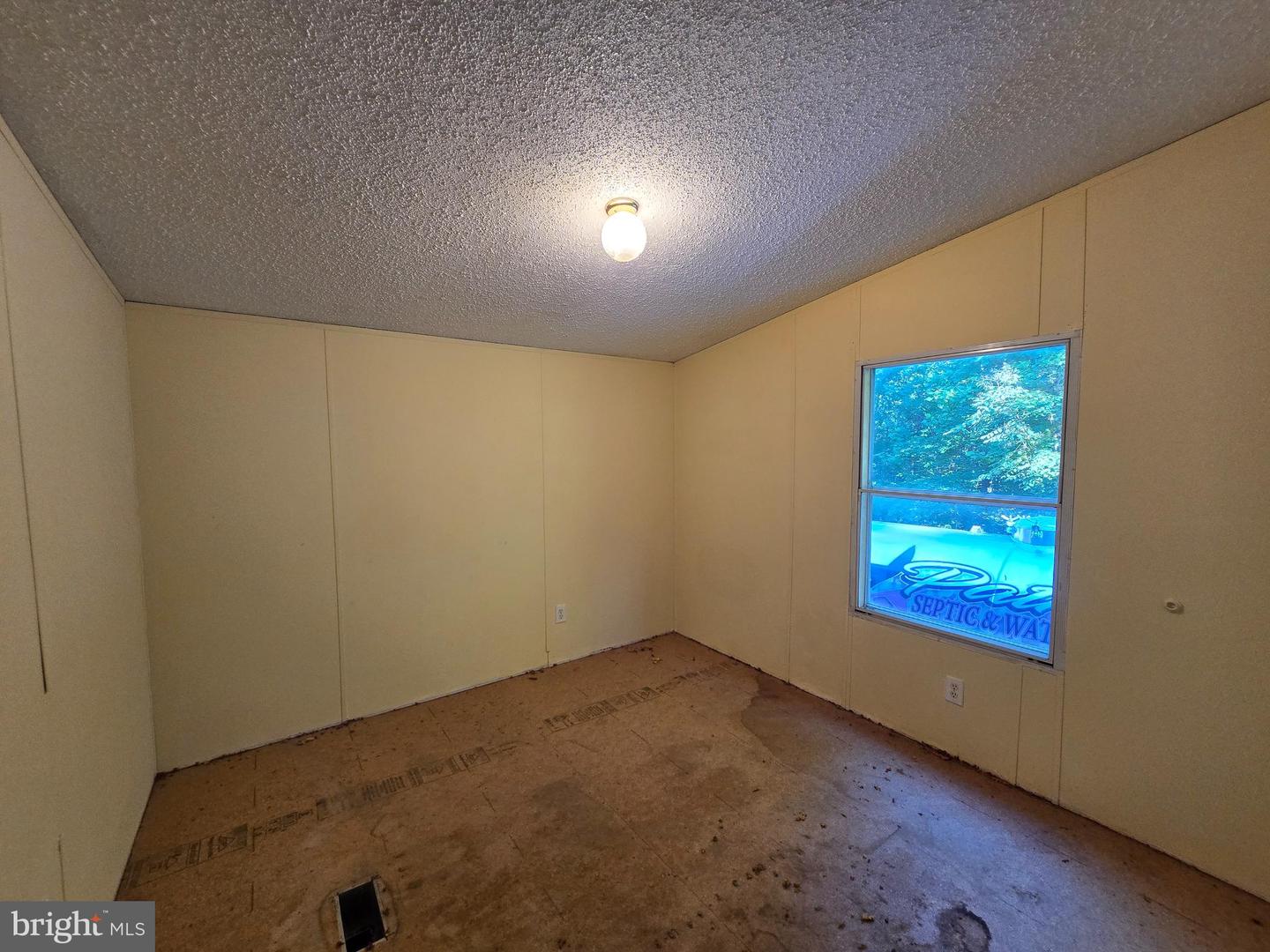 19373 MONROEVILLE RD, RUTHER GLEN, Virginia 22546, 3 Bedrooms Bedrooms, ,2 BathroomsBathrooms,Residential,For sale,19373 MONROEVILLE RD,VACV2008842 MLS # VACV2008842