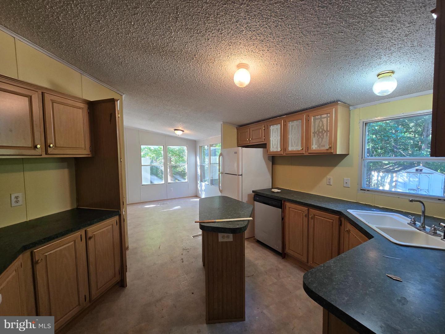 19373 MONROEVILLE RD, RUTHER GLEN, Virginia 22546, 3 Bedrooms Bedrooms, ,2 BathroomsBathrooms,Residential,For sale,19373 MONROEVILLE RD,VACV2008842 MLS # VACV2008842