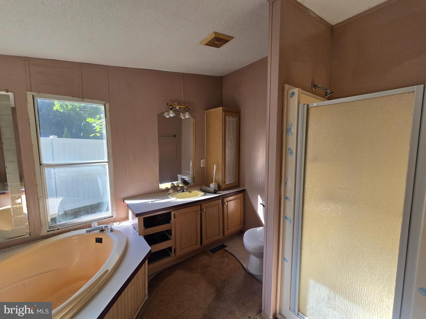 19373 MONROEVILLE RD, RUTHER GLEN, Virginia 22546, 3 Bedrooms Bedrooms, ,2 BathroomsBathrooms,Residential,For sale,19373 MONROEVILLE RD,VACV2008842 MLS # VACV2008842