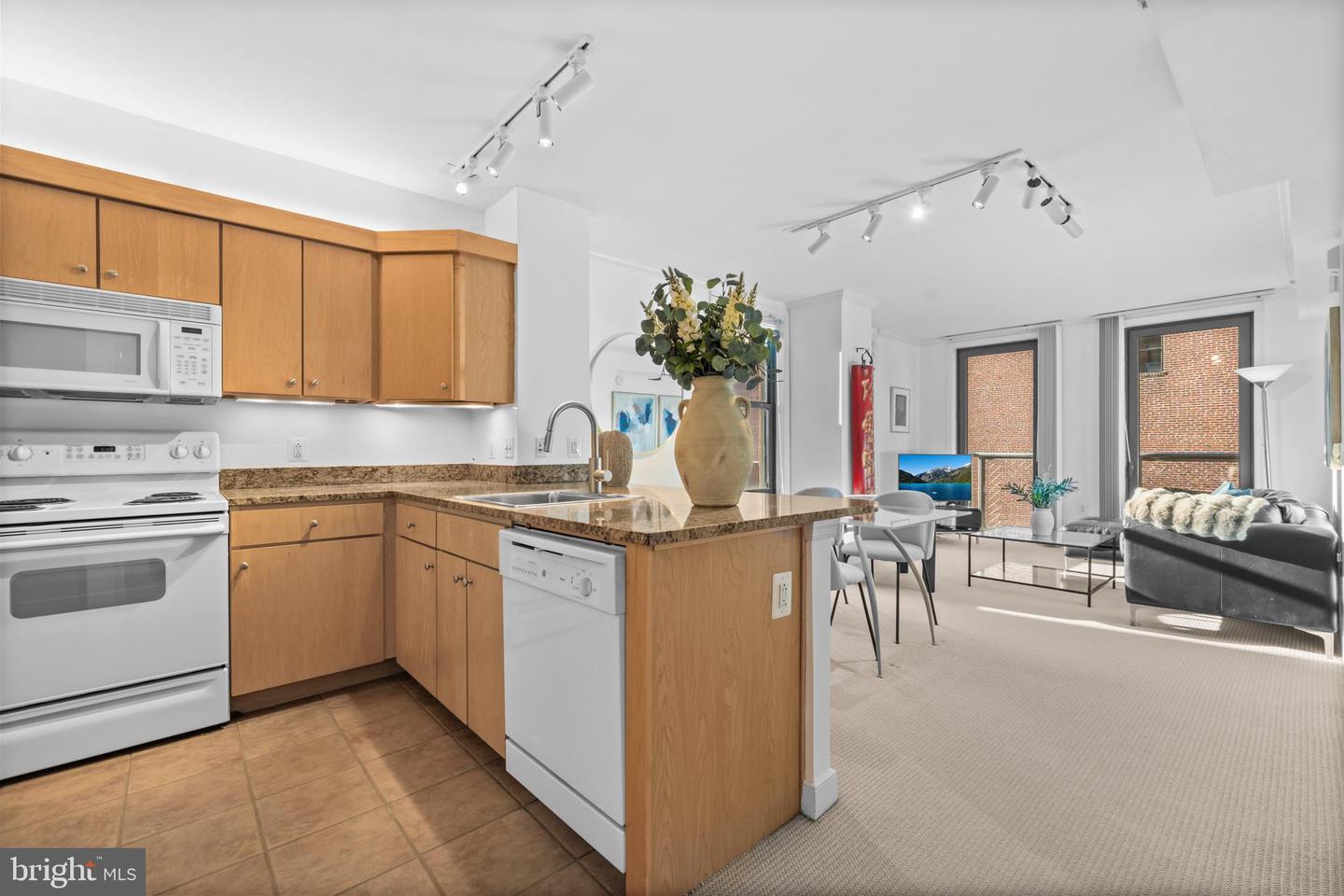 631 D ST NW #635, WASHINGTON, District Of Columbia 20004, 1 Bedroom Bedrooms, ,1 BathroomBathrooms,Residential,For sale,631 D ST NW #635,DCDC2222782 MLS # DCDC2222782