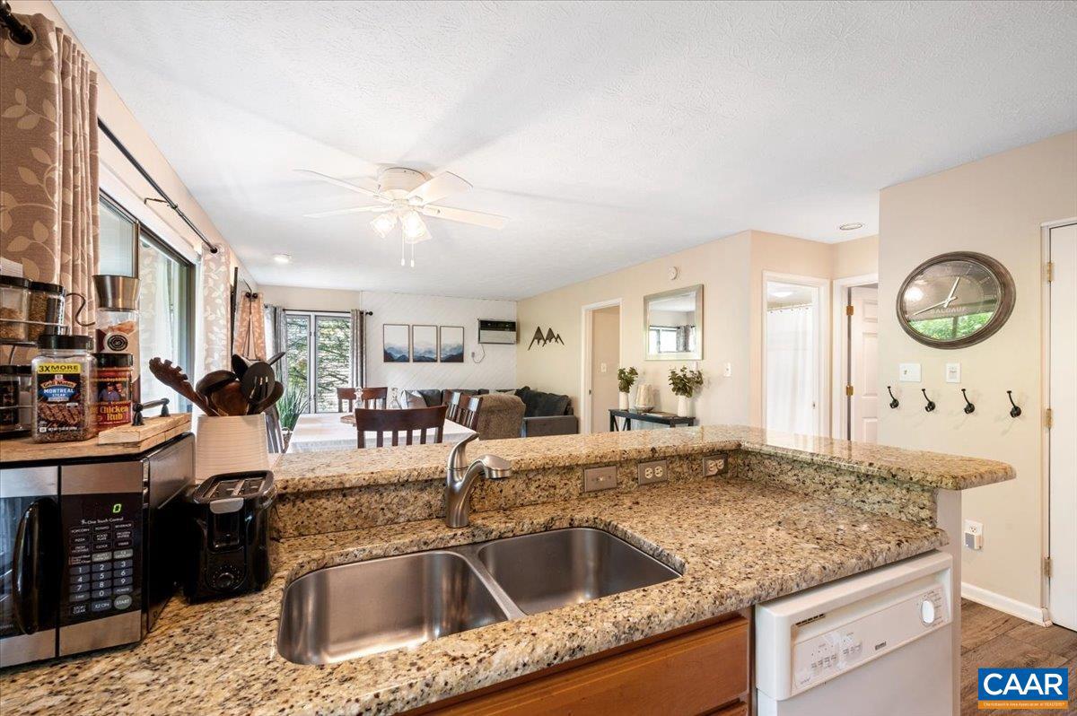 2229 TANNERS RIDGE CONDOS, WINTERGREEN RESORT, Virginia 22967, 2 Bedrooms Bedrooms, ,2 BathroomsBathrooms,Residential,For sale,2229 TANNERS RIDGE CONDOS,669077 MLS # 669077
