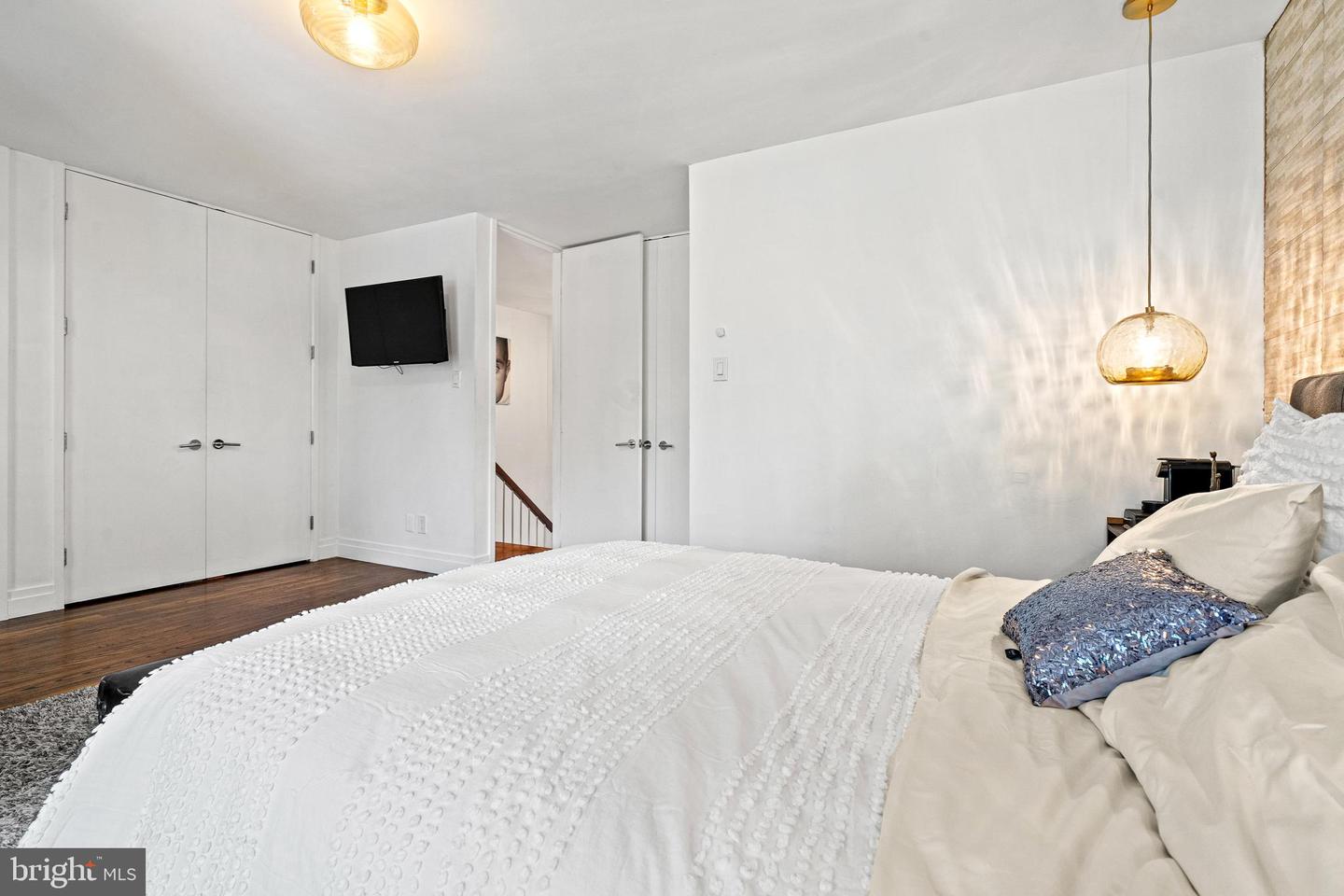 1674 CHIMNEY HOUSE RD, RESTON, Virginia 20190, 3 Bedrooms Bedrooms, ,2 BathroomsBathrooms,Residential,For sale,1674 CHIMNEY HOUSE RD,VAFX2267730 MLS # VAFX2267730 1674 CHIMNEY HOUSE RD, RESTON, Virginia 20190, 3 Bedrooms Bedrooms, ,2 BathroomsBathrooms,Residential,For sale,1674 CHIMNEY HOUSE RD,VAFX2267730 MLS # VAFX2267730