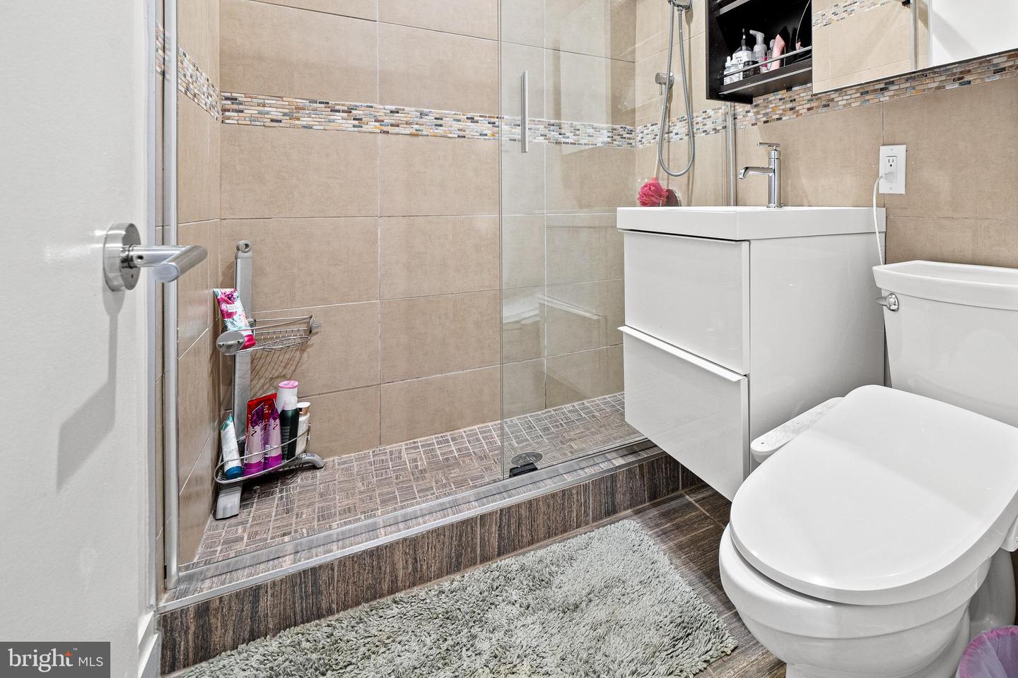 1674 CHIMNEY HOUSE RD, RESTON, Virginia 20190, 3 Bedrooms Bedrooms, ,2 BathroomsBathrooms,Residential,For sale,1674 CHIMNEY HOUSE RD,VAFX2267730 MLS # VAFX2267730 1674 CHIMNEY HOUSE RD, RESTON, Virginia 20190, 3 Bedrooms Bedrooms, ,2 BathroomsBathrooms,Residential,For sale,1674 CHIMNEY HOUSE RD,VAFX2267730 MLS # VAFX2267730