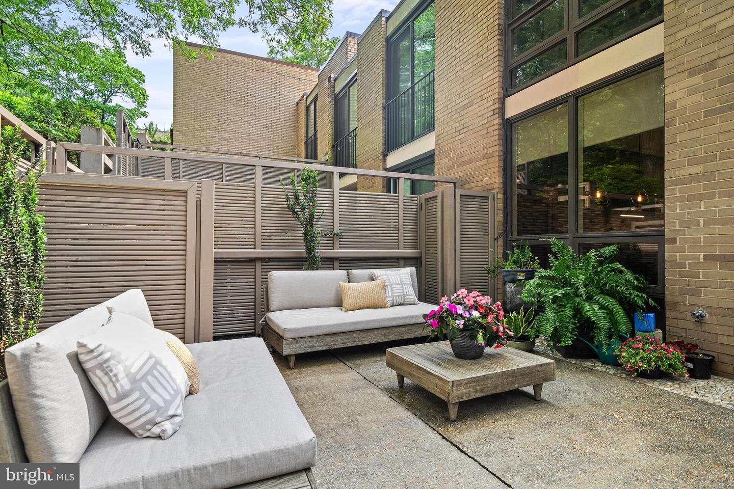 1674 CHIMNEY HOUSE RD, RESTON, Virginia 20190, 3 Bedrooms Bedrooms, ,2 BathroomsBathrooms,Residential,For sale,1674 CHIMNEY HOUSE RD,VAFX2267730 MLS # VAFX2267730 1674 CHIMNEY HOUSE RD, RESTON, Virginia 20190, 3 Bedrooms Bedrooms, ,2 BathroomsBathrooms,Residential,For sale,1674 CHIMNEY HOUSE RD,VAFX2267730 MLS # VAFX2267730