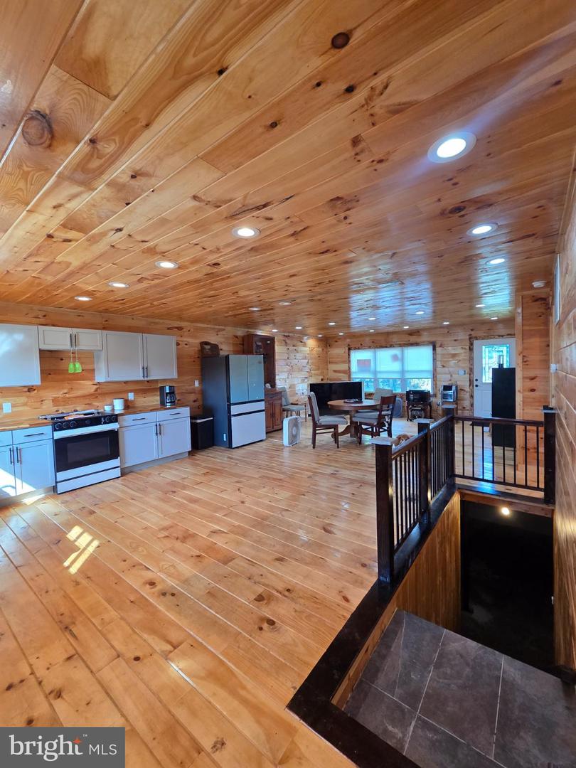 613 AIRPORT RD, LURAY, Virginia 22835, 1 Bedroom Bedrooms, 3 Rooms Rooms,2 BathroomsBathrooms,Residential,For sale,613 AIRPORT RD,VAPA2005380 MLS # VAPA2005380 613 AIRPORT RD, LURAY, Virginia 22835, 1 Bedroom Bedrooms, 3 Rooms Rooms,2 BathroomsBathrooms,Residential,For sale,613 AIRPORT RD,VAPA2005380 MLS # VAPA2005380