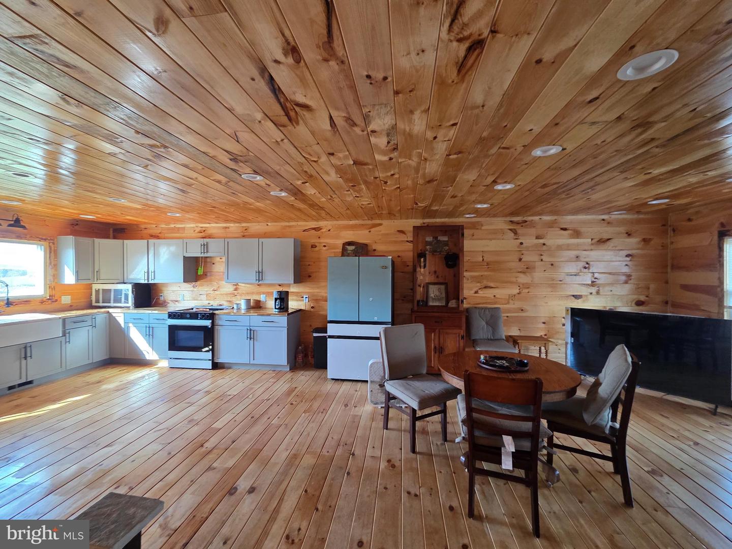 613 AIRPORT RD, LURAY, Virginia 22835, 1 Bedroom Bedrooms, 3 Rooms Rooms,2 BathroomsBathrooms,Residential,For sale,613 AIRPORT RD,VAPA2005380 MLS # VAPA2005380 613 AIRPORT RD, LURAY, Virginia 22835, 1 Bedroom Bedrooms, 3 Rooms Rooms,2 BathroomsBathrooms,Residential,For sale,613 AIRPORT RD,VAPA2005380 MLS # VAPA2005380